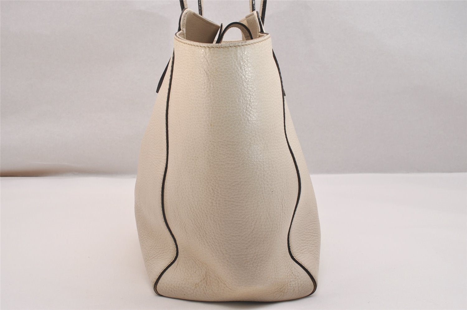 Authentic GUCCI Vintage Swing Large Shoulder Tote Bag Leather 354397 White 6707J