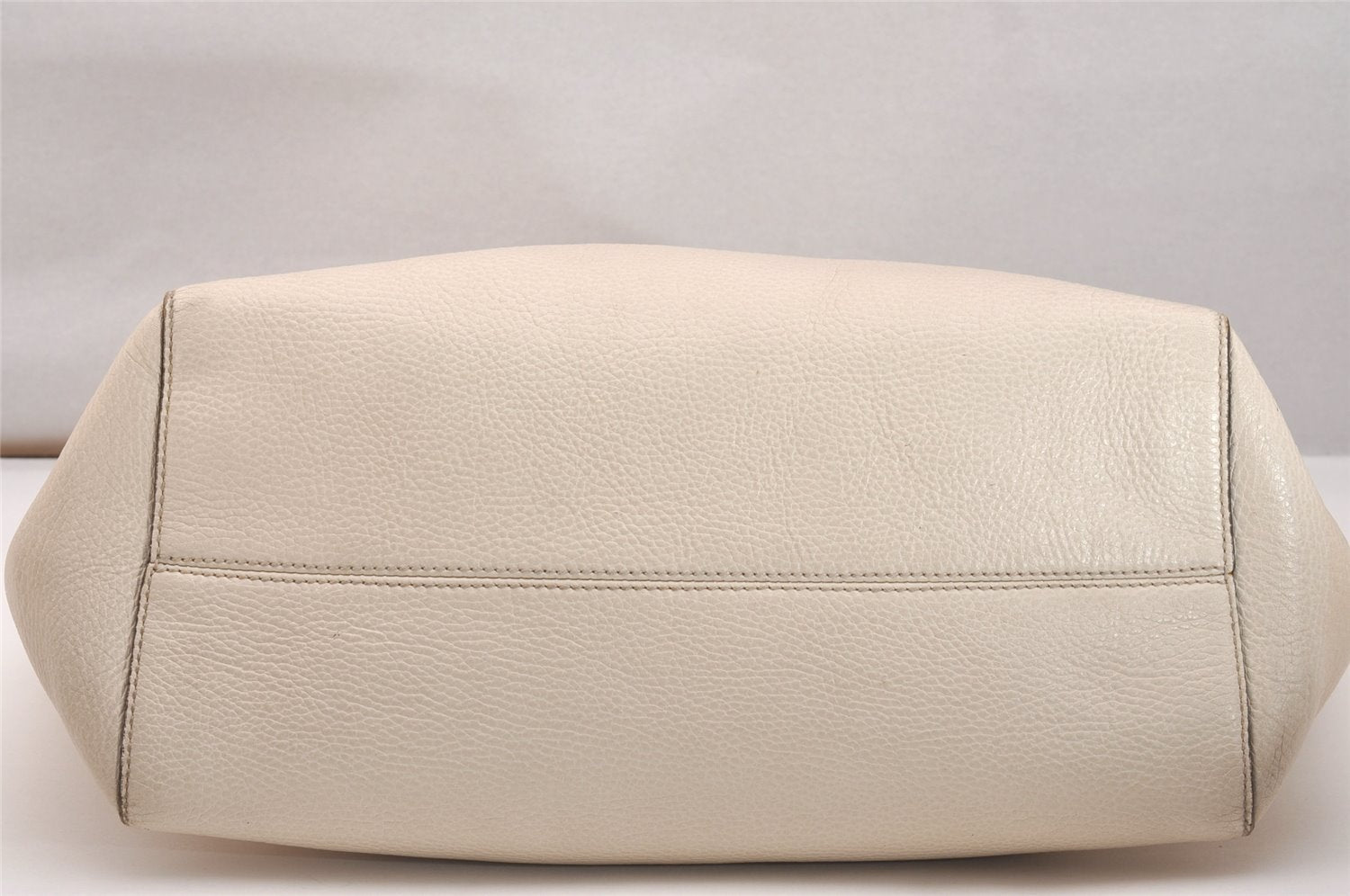 Authentic GUCCI Vintage Swing Large Shoulder Tote Bag Leather 354397 White 6707J