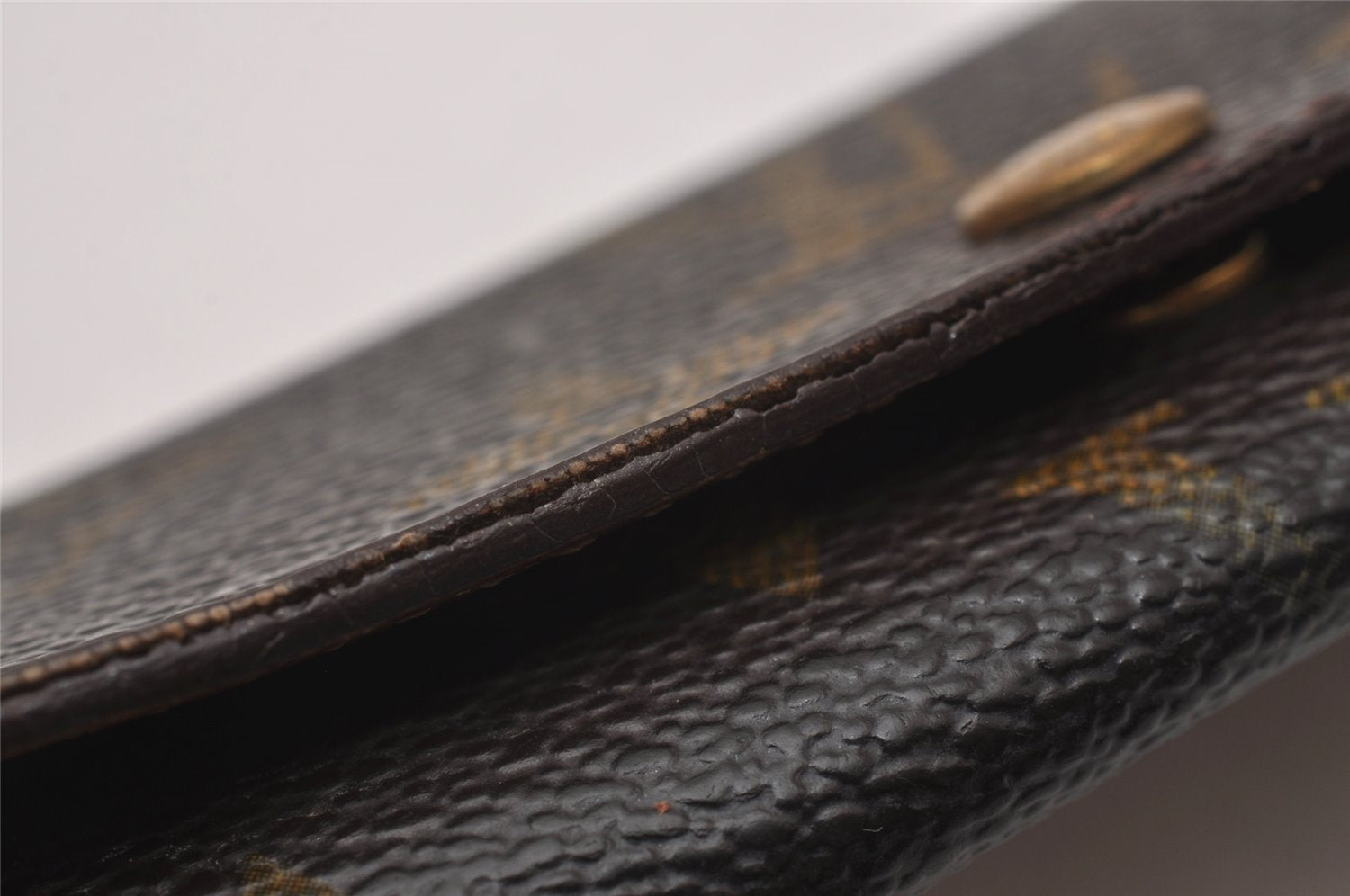 Authentic Louis Vuitton Monogram Multicles 4 Four Hooks Key Case M62631 LV 6709I