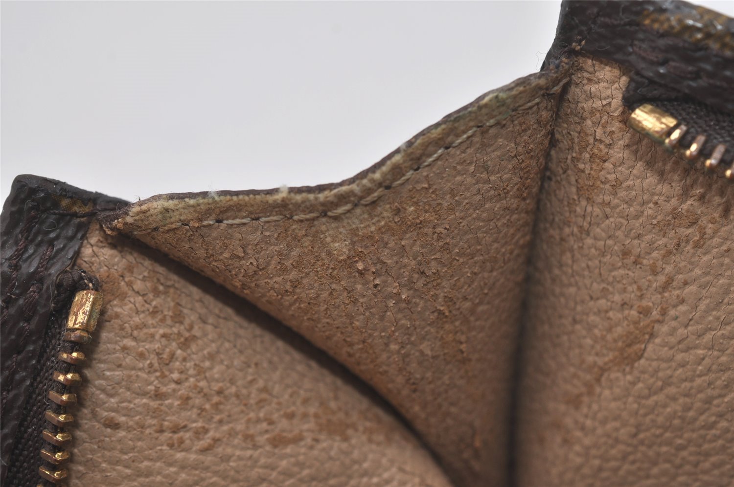 Authentic Louis Vuitton Monogram Pouch For Bucket GM LV 6713I