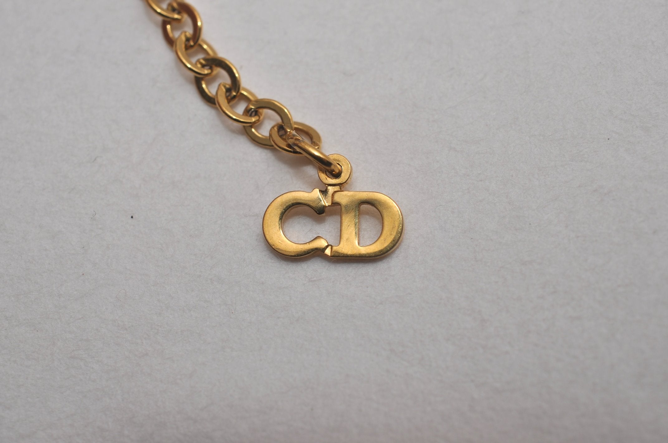 Authentic Christian Dior Gold Tone Chain Pendant Necklace CD 6717J