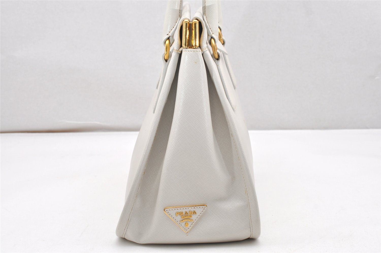 Authentic PRADA Saffiano Lux Leather Shoulder Hand Bag BN2185 White 6717K