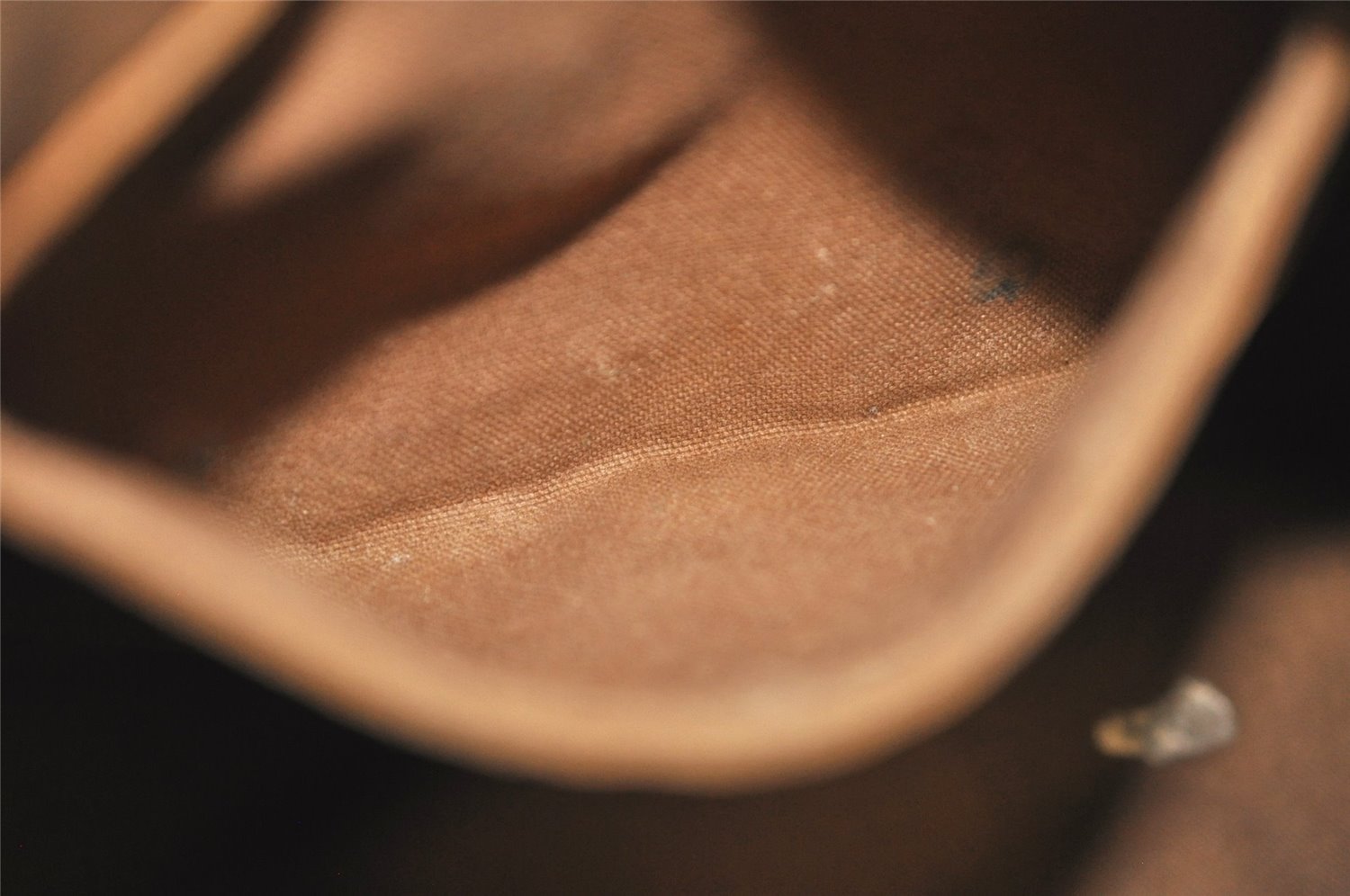 Authentic Louis Vuitton Monogram Alma Hand Bag Purse M51130 LV 6720J