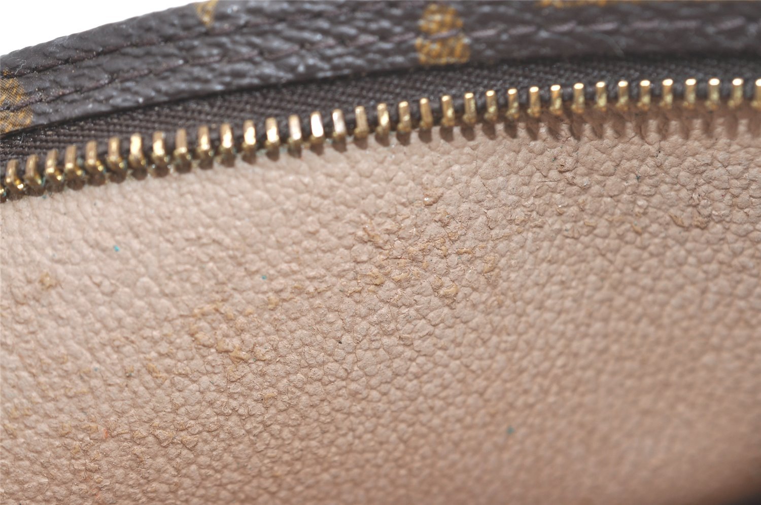 Authentic Louis Vuitton Monogram Pouch For Bucket PM LV 6725I