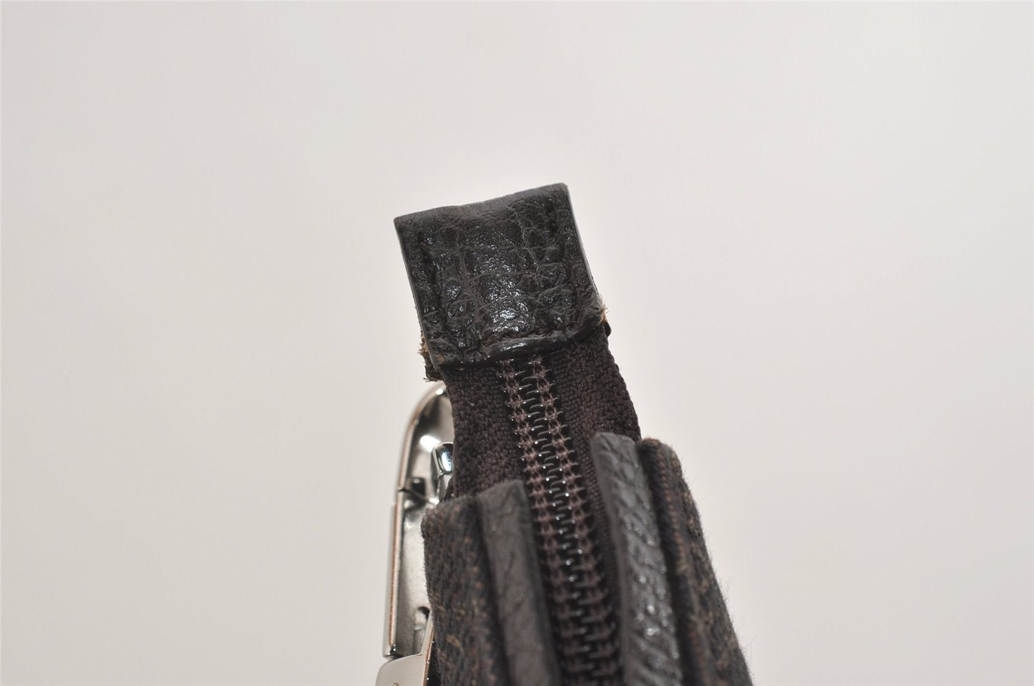 Authentic GUCCI Shoulder Hand Bag Purse GG Canvas Leather 28335 Brown 6725J