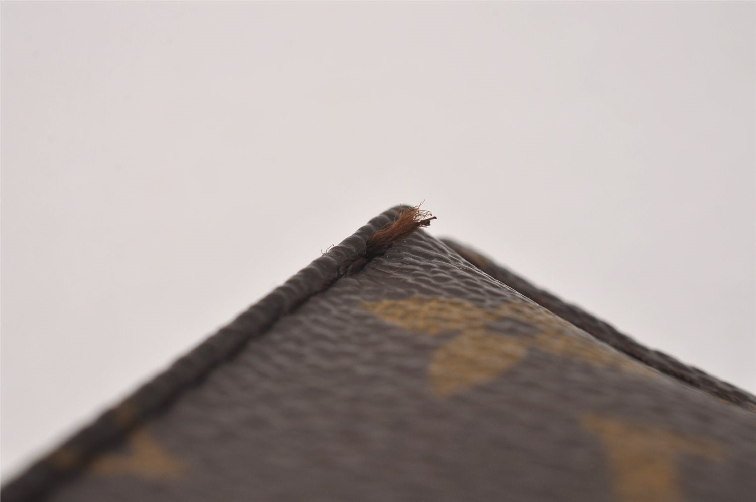 Authentic Louis Vuitton Monogram Poche Toilette 15 M47546 Cosmetics Pouch 6726I