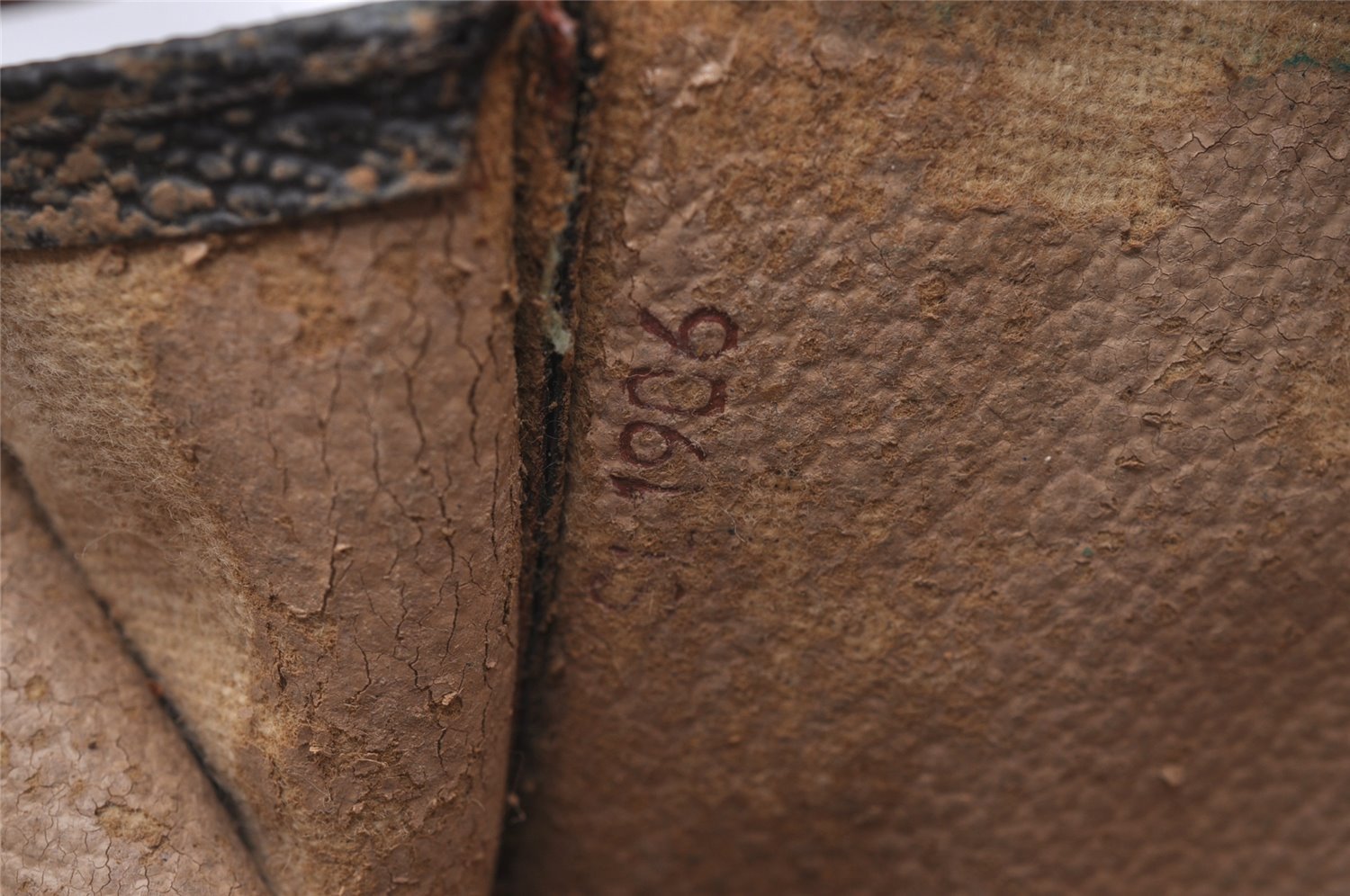 Authentic Louis Vuitton Monogram Poche Toilette 15 M47546 Cosmetics Pouch 6726I