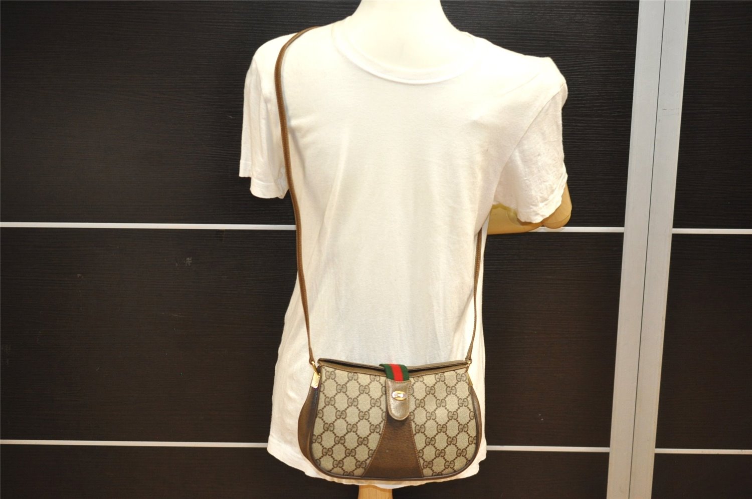 Authentic GUCCI Web Sherry Line Shoulder Cross Bag GG PVC Leather Brown 6729J