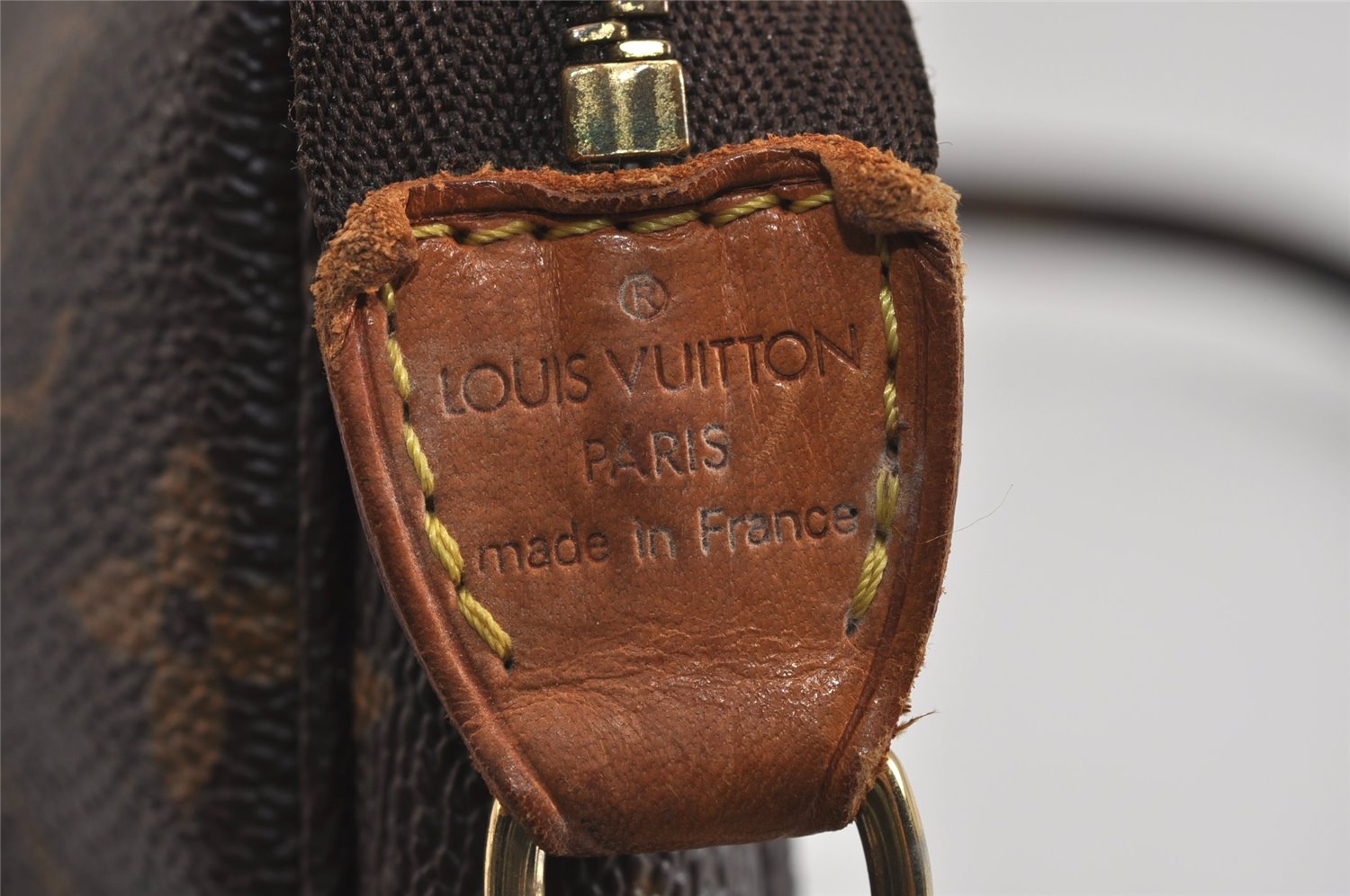 Authentic Louis Vuitton Monogram Pochette Accessoires Shoulder Cross Pouch 6733J