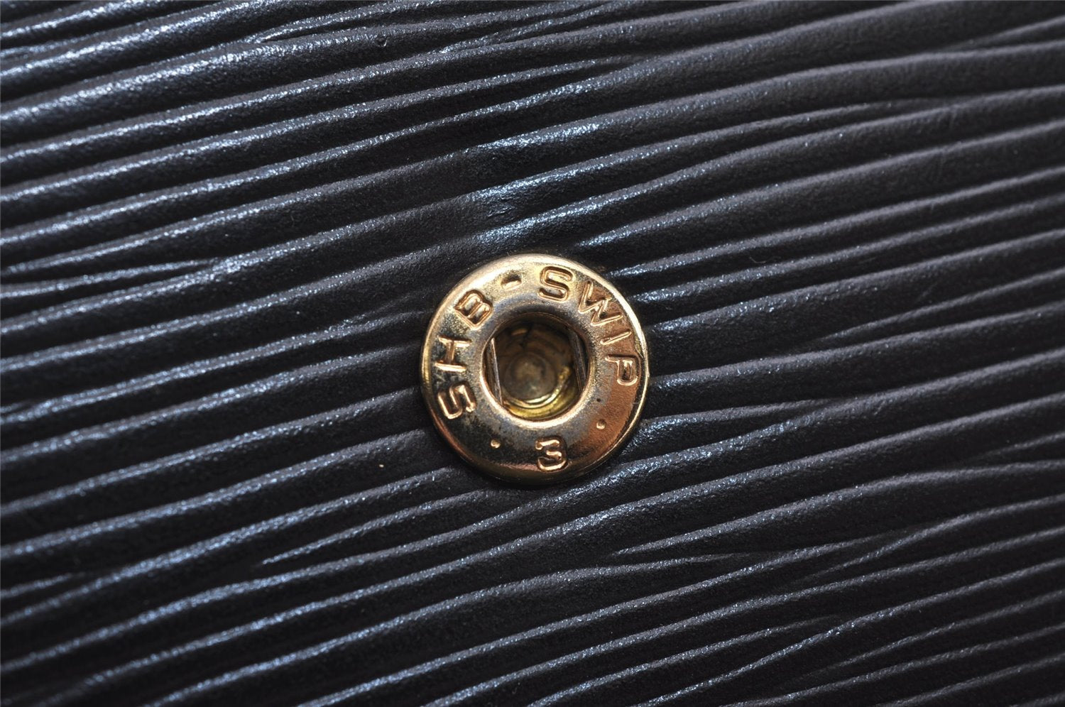 Authentic Louis Vuitton Epi Montaigne 23 Clutch Hand Bag Black M52662 LV 6738J