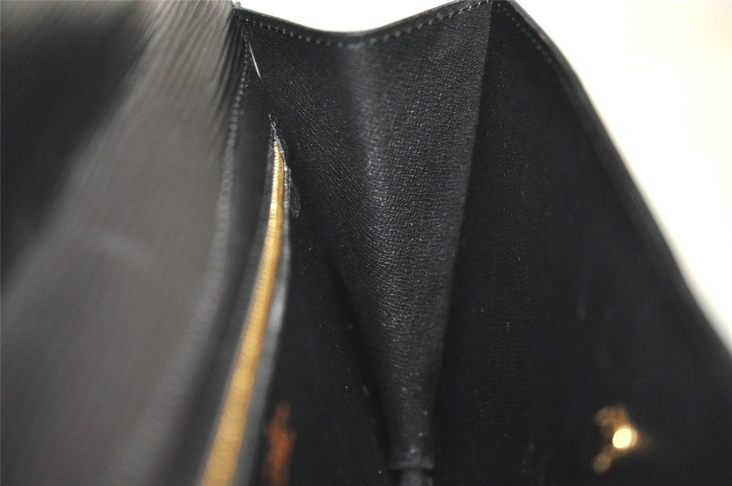 Authentic Louis Vuitton Epi Montaigne 23 Clutch Hand Bag Black M52662 LV 6738J