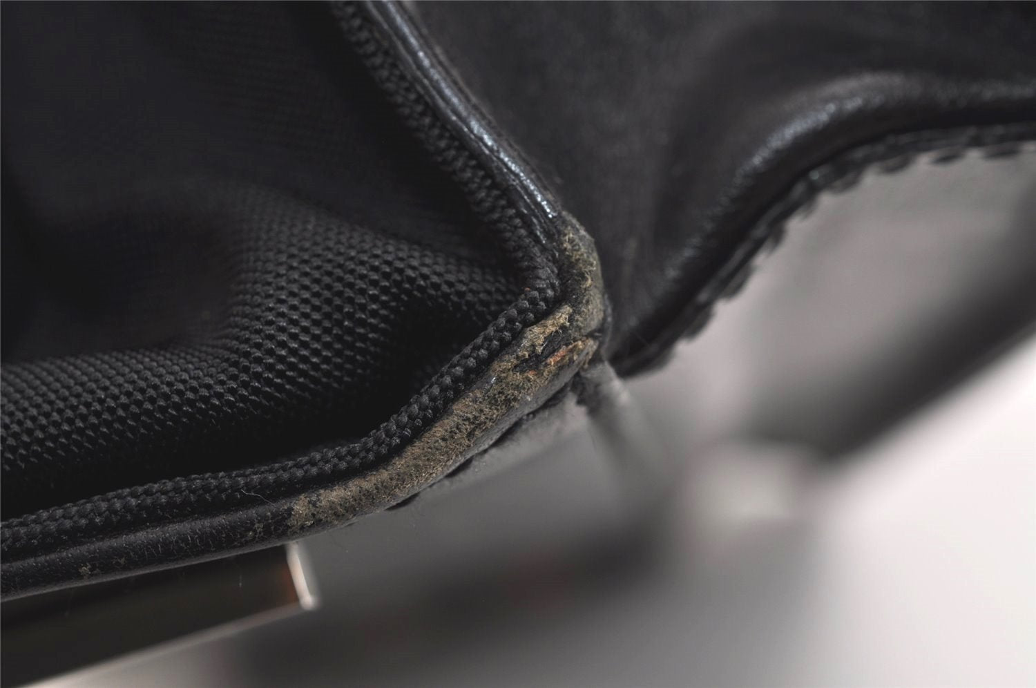 Authentic GUCCI Vintage Shoulder Hand Bag Nylon Leather Black 6740J