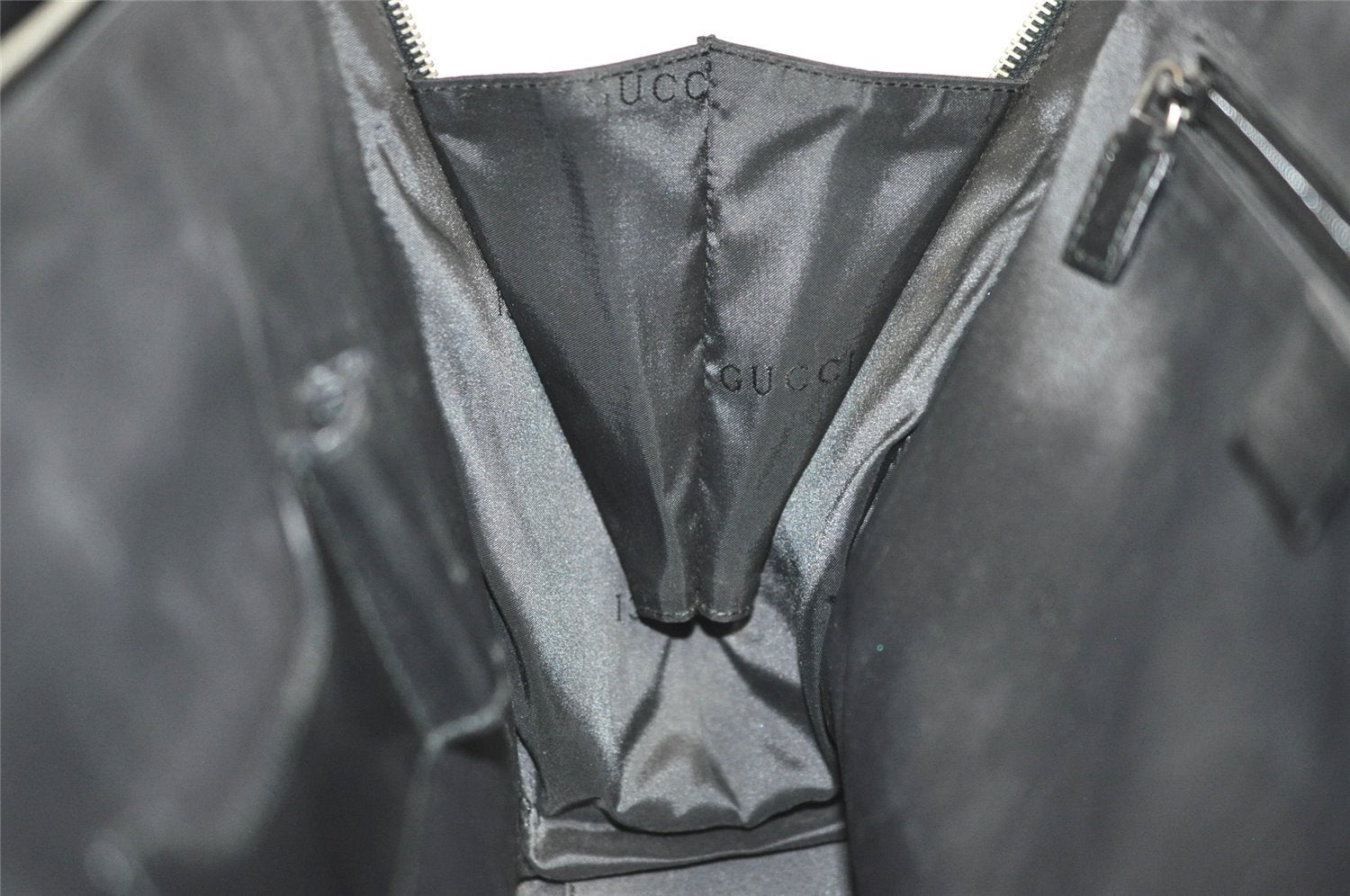 Authentic GUCCI Vintage Shoulder Hand Bag Nylon Leather Black 6740J