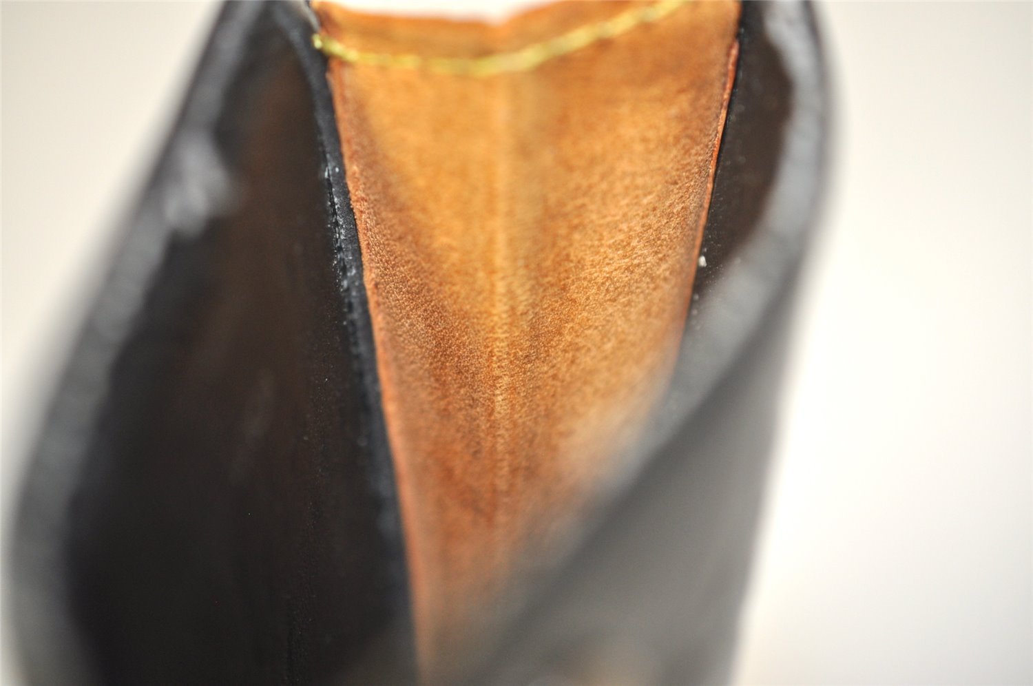 Authentic Louis Vuitton Monogram Mat Clochette GM Key Case Gray M65130 LV 6755I