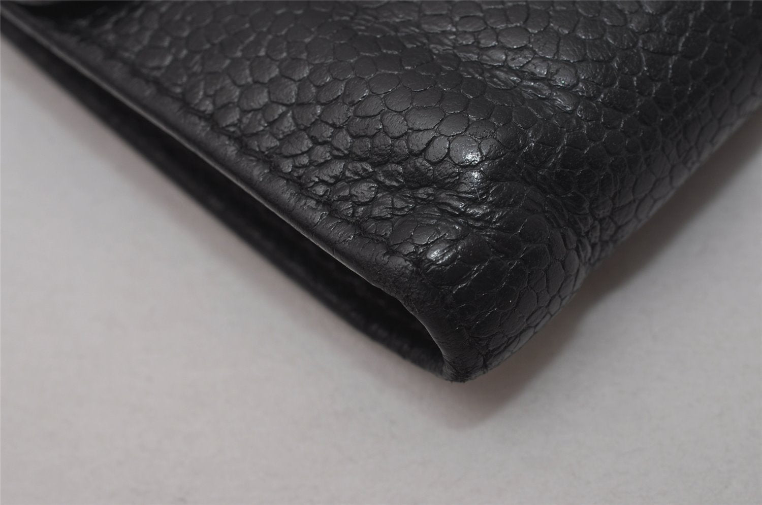 Authentic CHANEL Caviar Skin Vintage CC Logo Trifold Wallet Purse Black 6765I