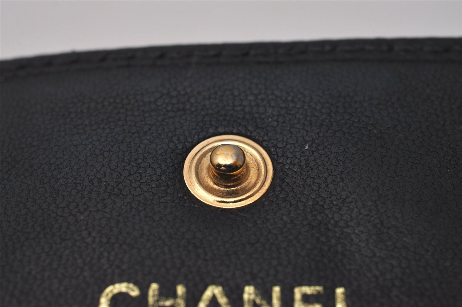 Authentic CHANEL Caviar Skin Vintage CC Logo Trifold Wallet Purse Black 6765I