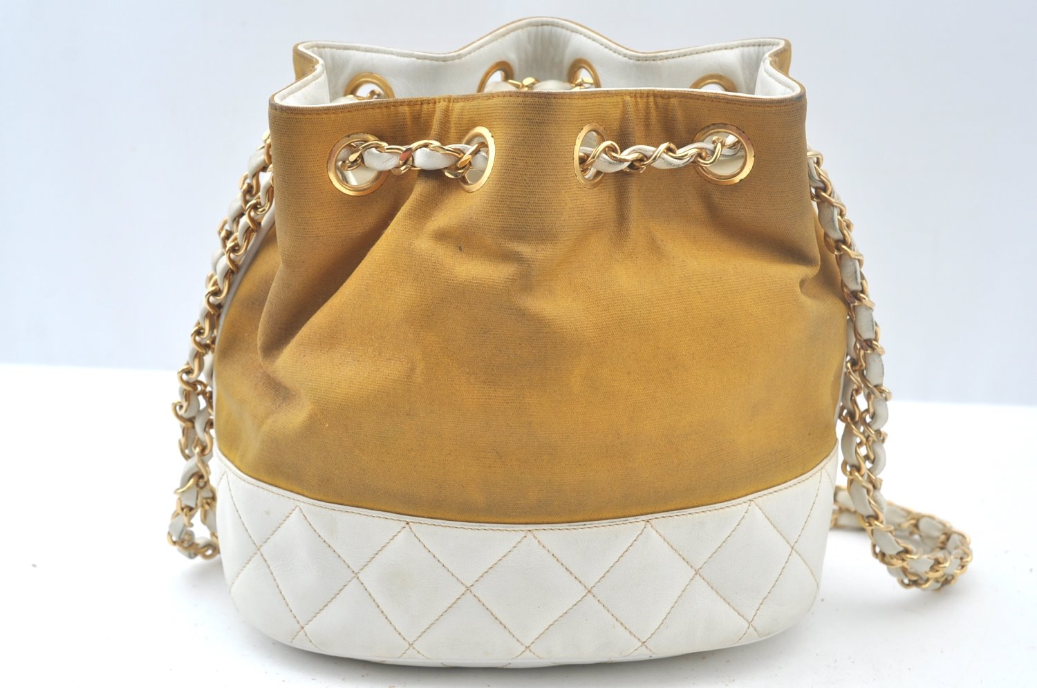 Authentic CHANEL PVC Calf Skin Matelasse Chain Shoulder Bag Beige White CC 6767J