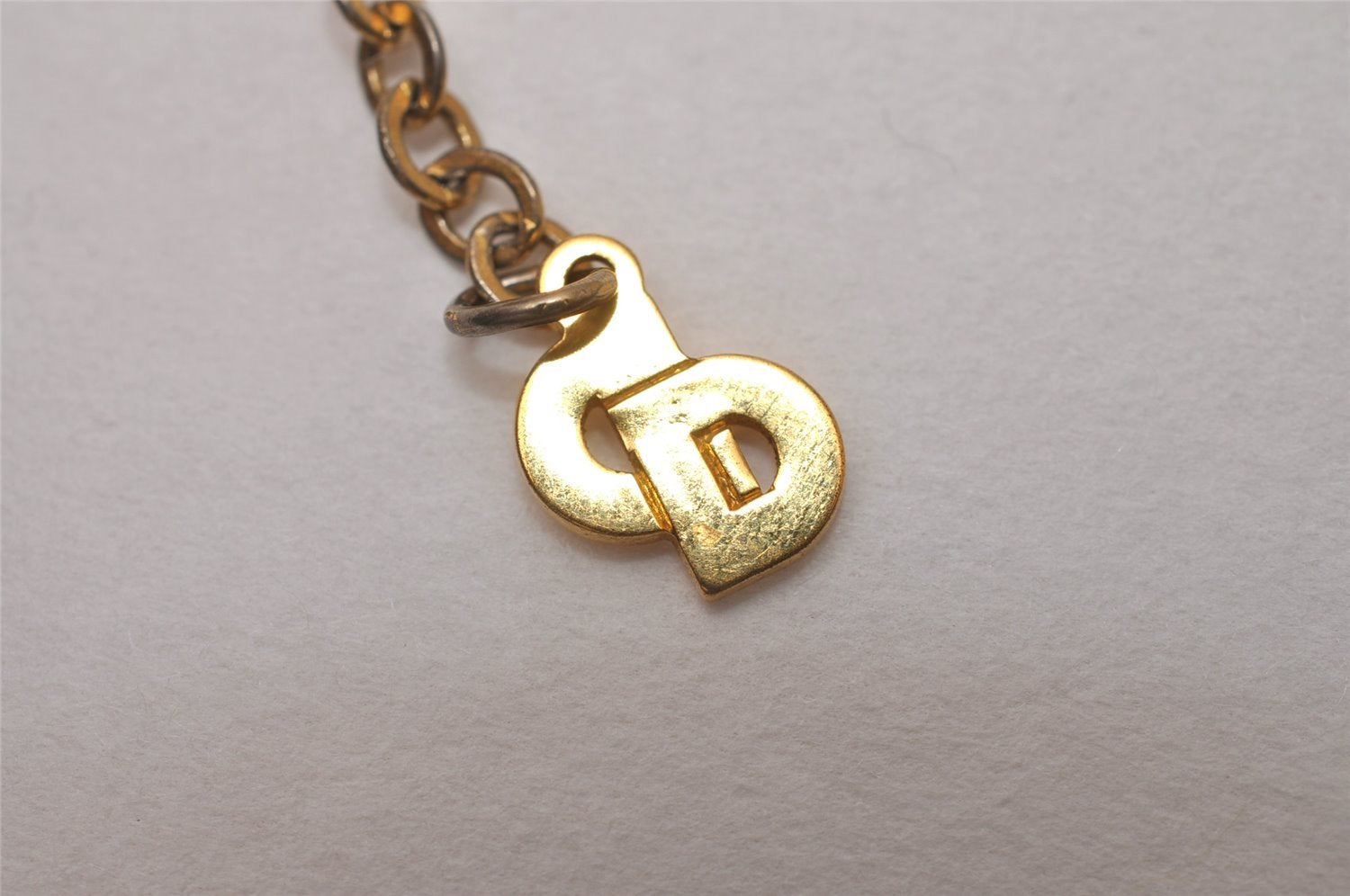 Authentic Christian Dior Gold Tone Rhinestone Chain Pendant Necklace CD 6772I