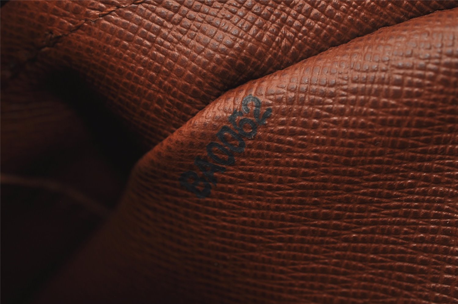 Authentic Louis Vuitton Monogram Blois Shoulder Cross Body Bag M51221 LV 6772J