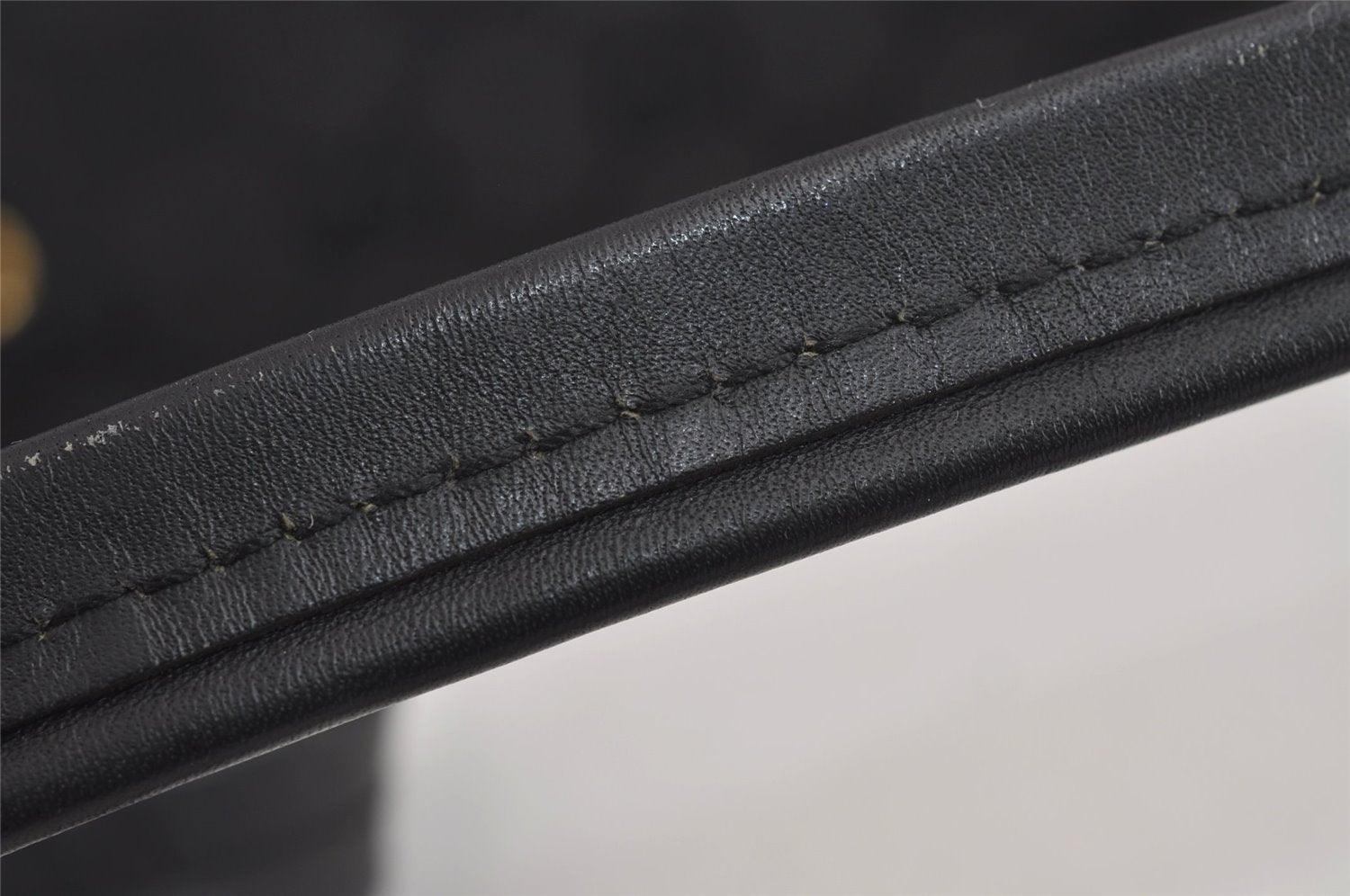 Authentic GUCCI Shoulder Hand Bag Purse GG Canvas Leather 90643 Black 6776J