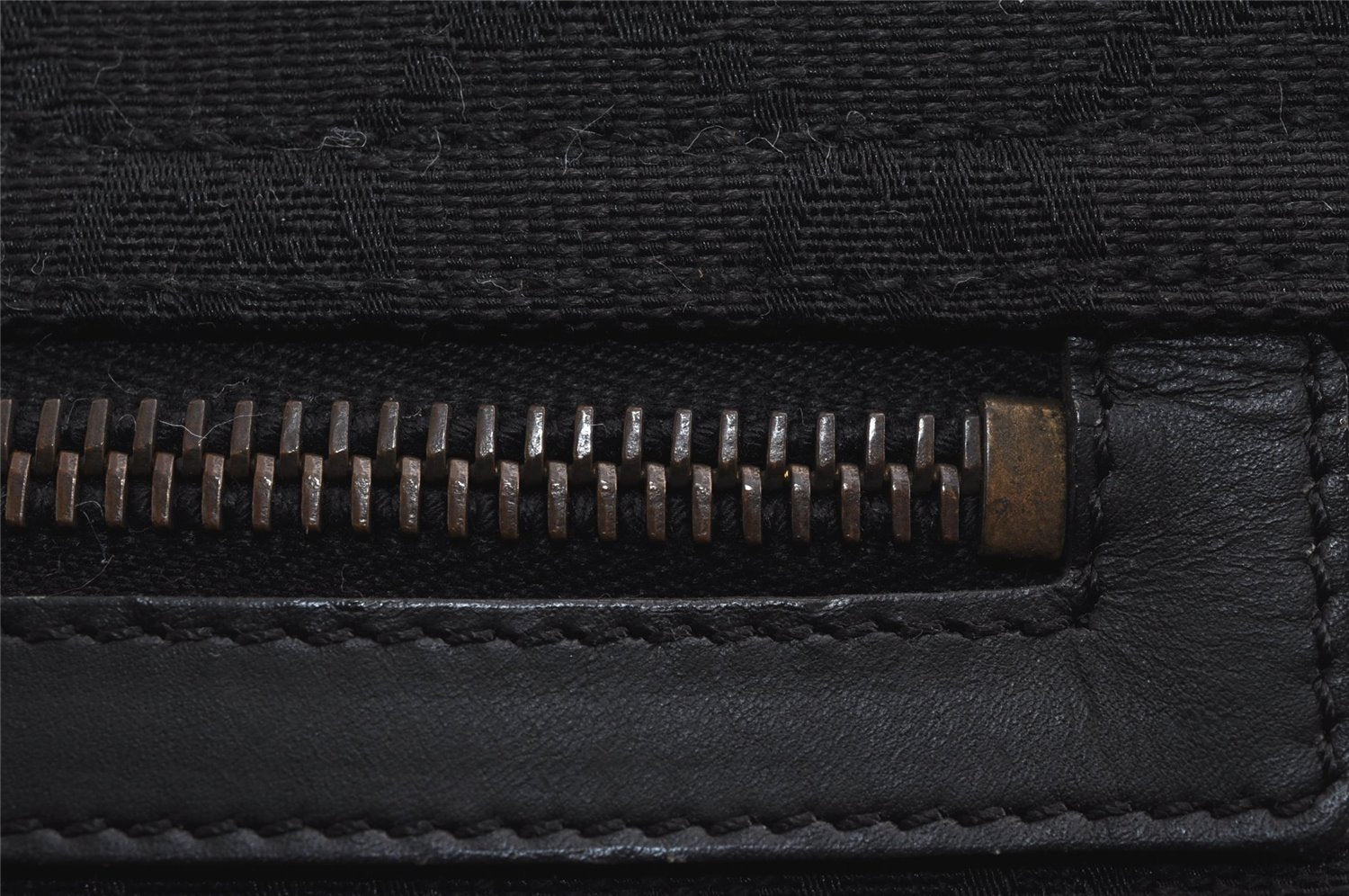 Authentic GUCCI Shoulder Hand Bag Purse GG Canvas Leather 90643 Black 6776J