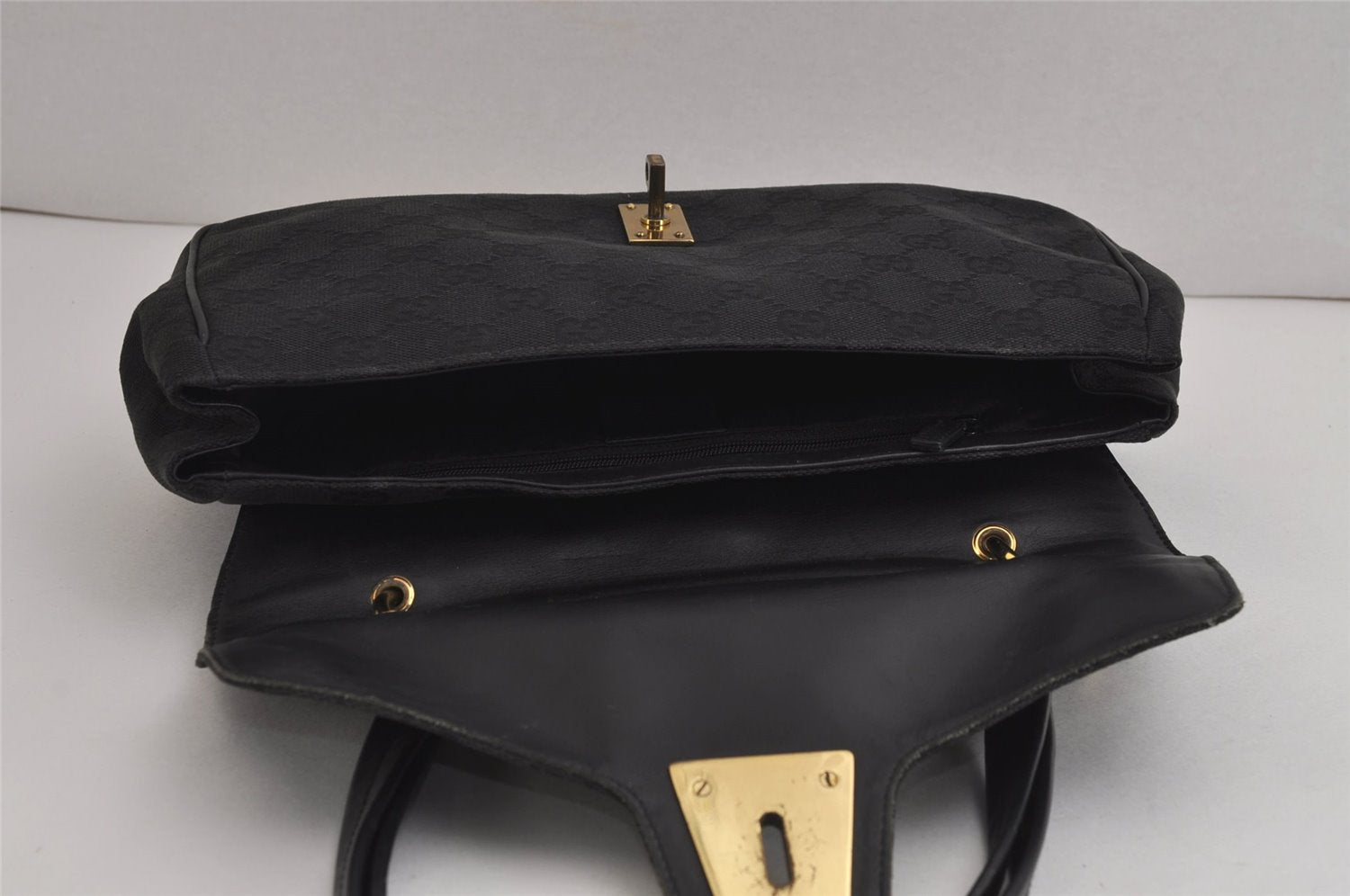 Authentic GUCCI Shoulder Hand Bag Purse GG Canvas Leather 90643 Black 6776J