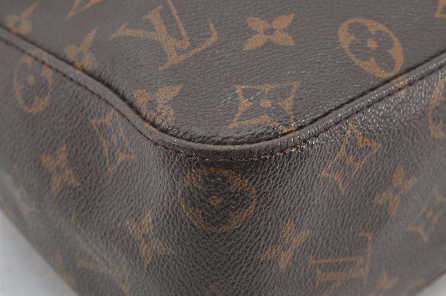 Authentic Louis Vuitton Monogram Looping GM Shoulder Bag M51145 LV 6778K