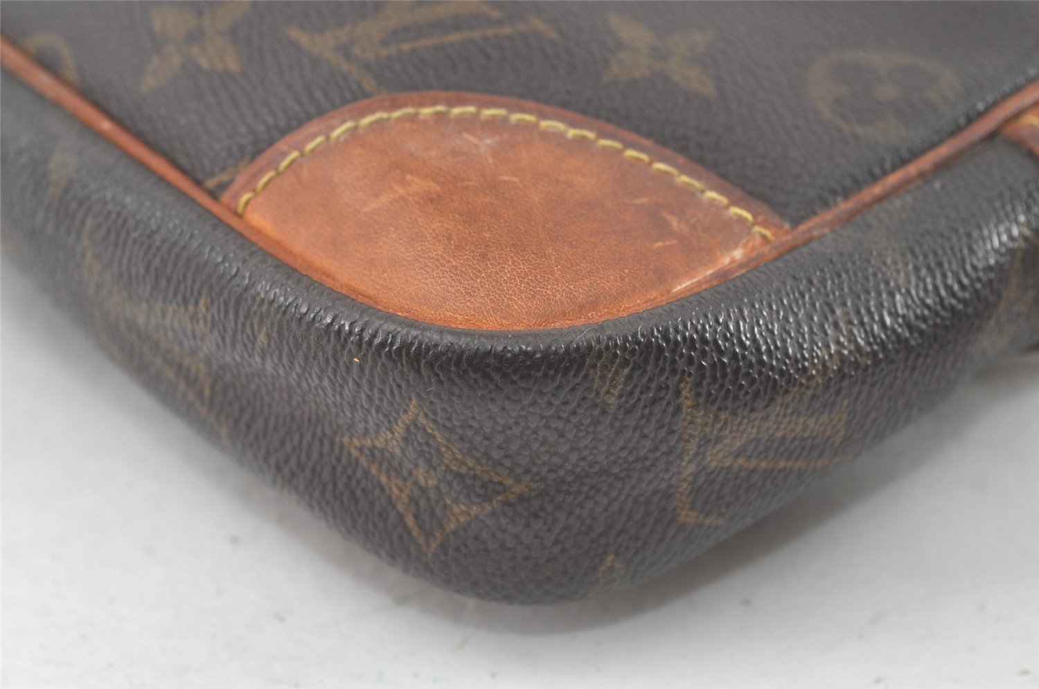 Authentic Louis Vuitton Monogram Marly Dragonne GM M51825 Clutch Hand Bag 6780K