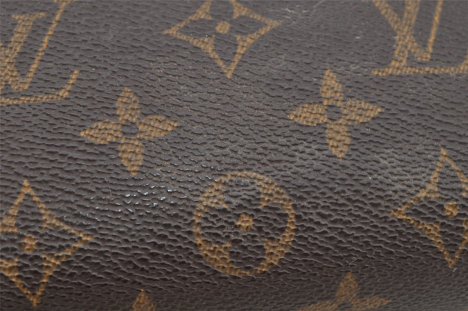 Authentic Louis Vuitton Monogram Pochette Cosmetic Pouch M47515 LV 6781I