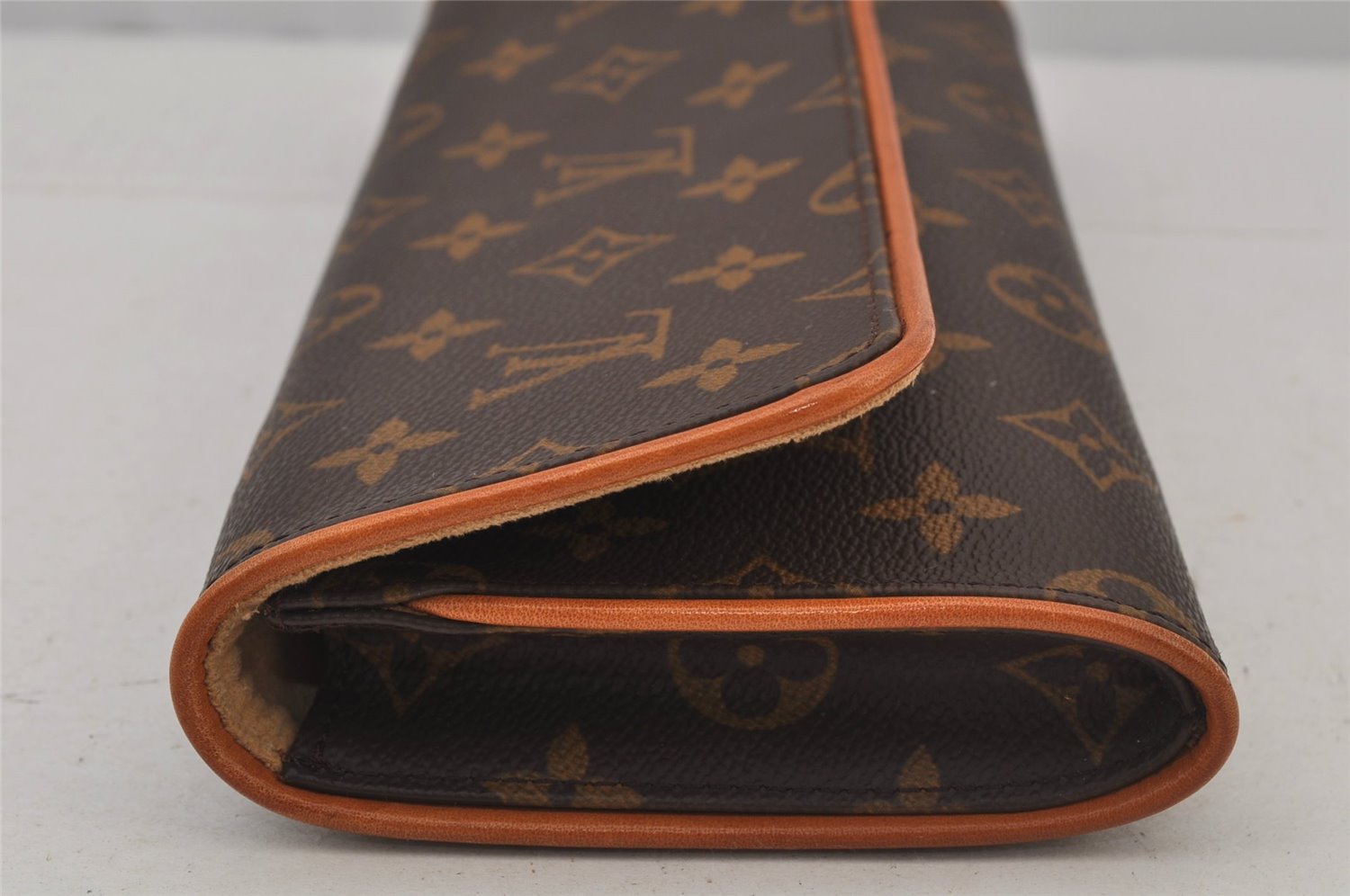 Authentic Louis Vuitton Monogram Pochette Twin GM Shoulder Bag M51852 LV 6782J
