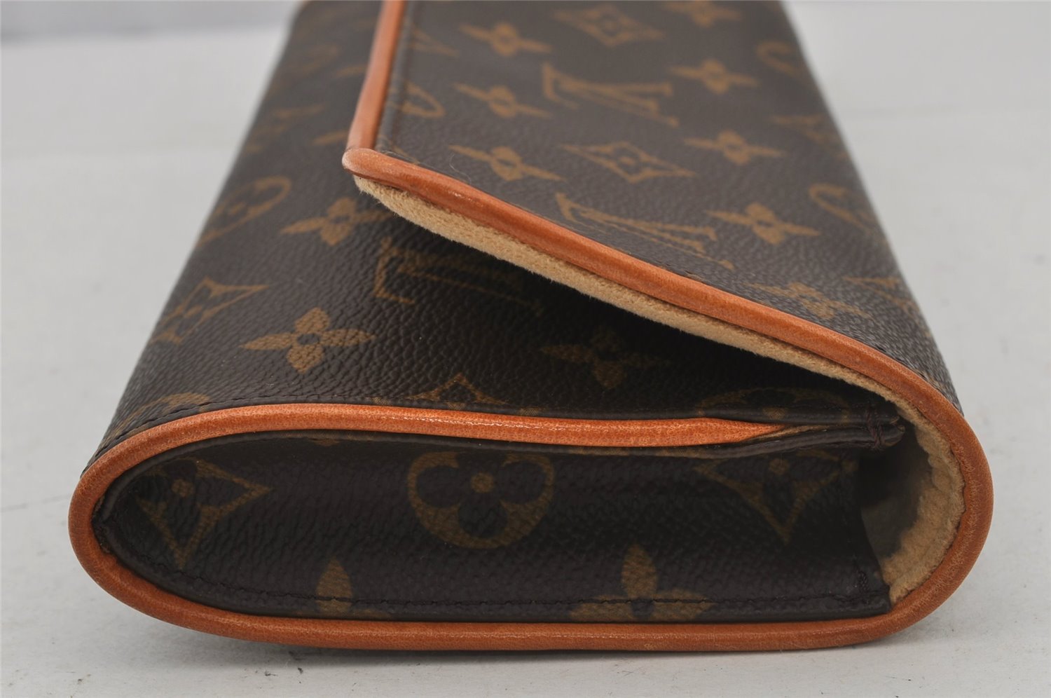 Authentic Louis Vuitton Monogram Pochette Twin GM Shoulder Bag M51852 LV 6782J