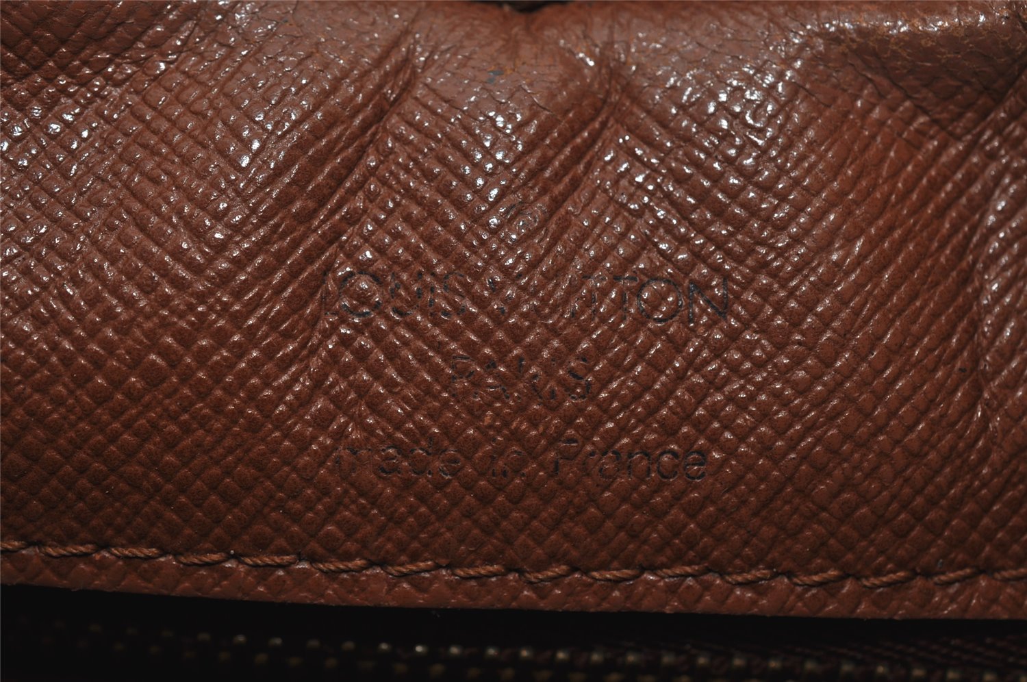 Authentic Louis Vuitton Monogram Boulogne 30 Shoulder Cross Bag M52165 LV 6783I