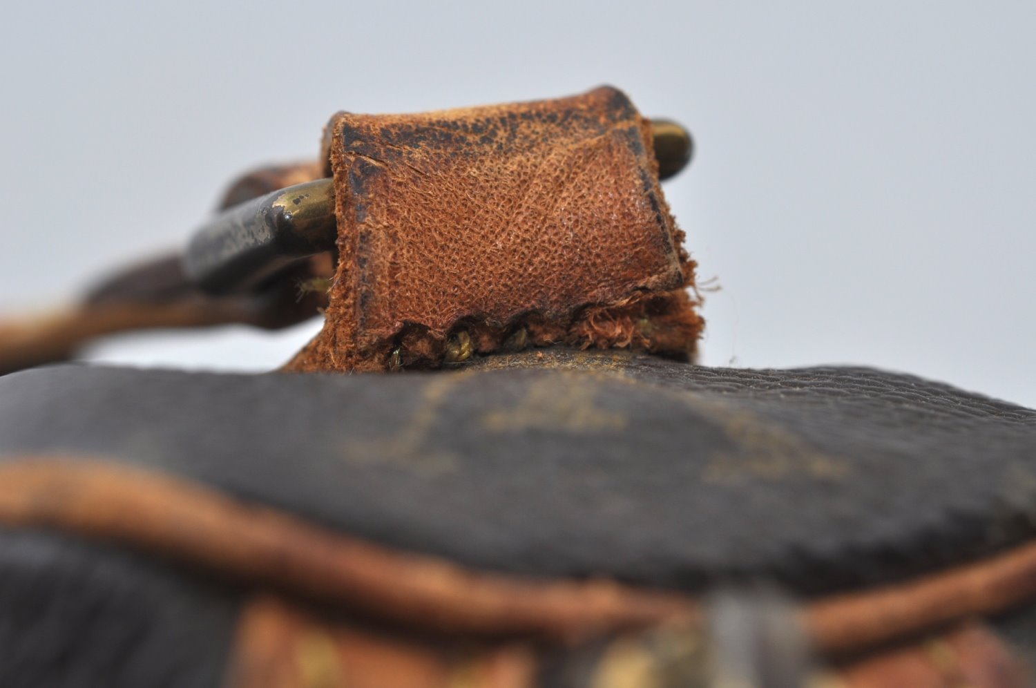 Authentic Louis Vuitton Monogram Tulleries MM Shoulder Cross Bag M51348 LV 6787I