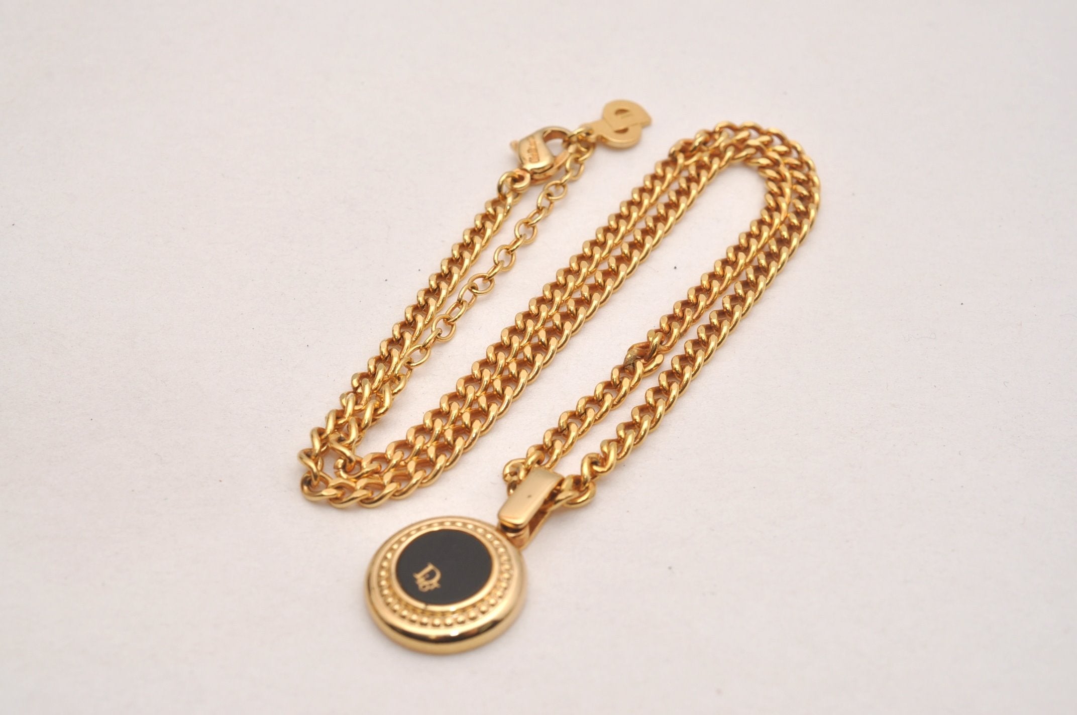 Authentic Christian Dior Gold Tone Chain Pendant Necklace CD 6792J