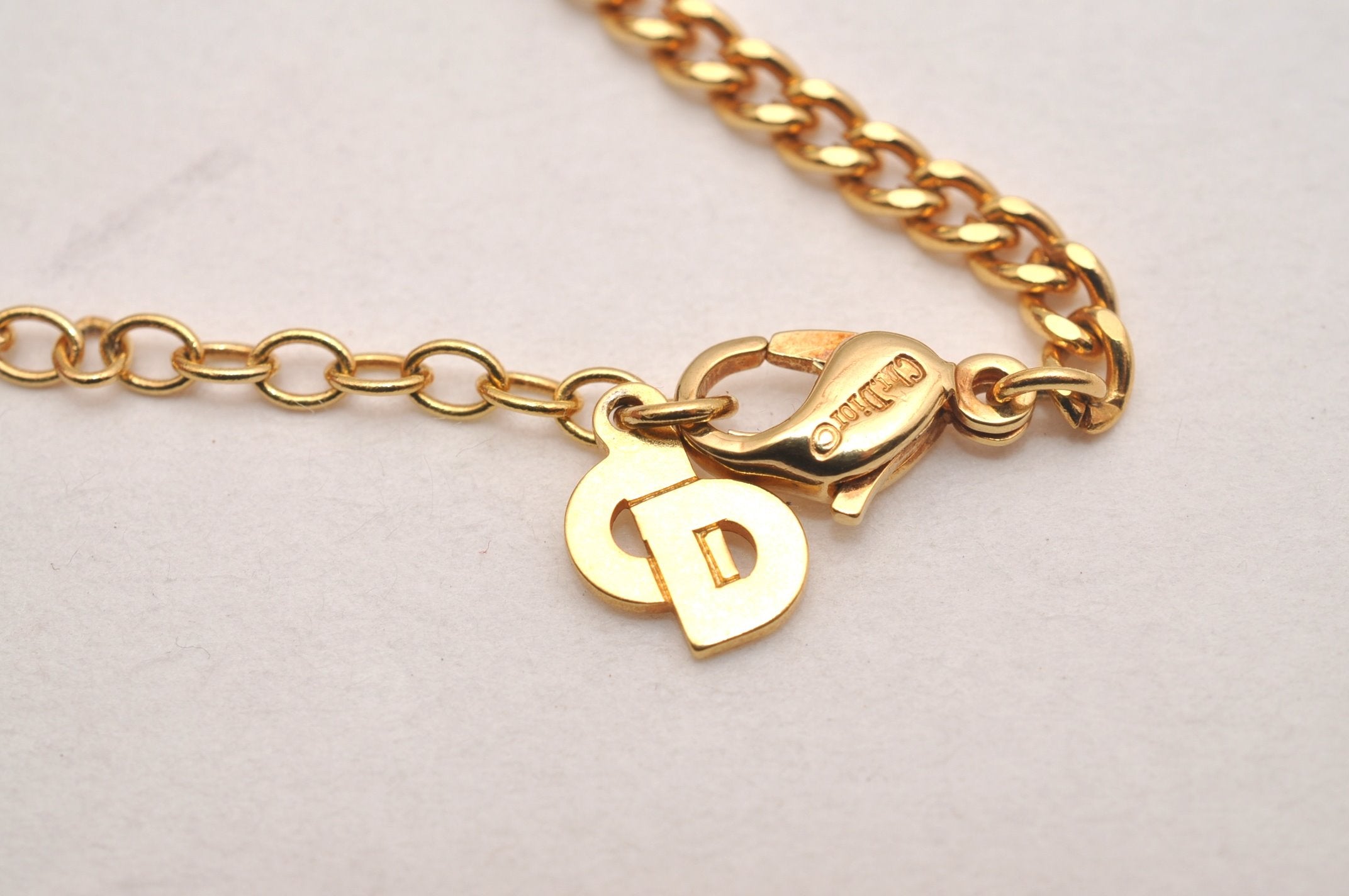 Authentic Christian Dior Gold Tone Chain Pendant Necklace CD 6792J