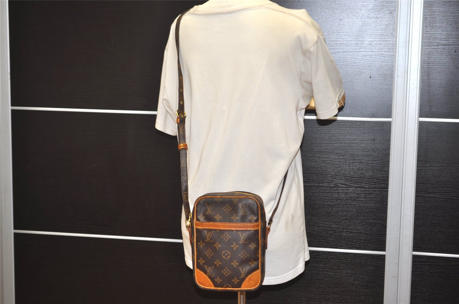 Authentic Louis Vuitton Monogram Danube Shoulder Cross Bag M45266 Junk 6793J