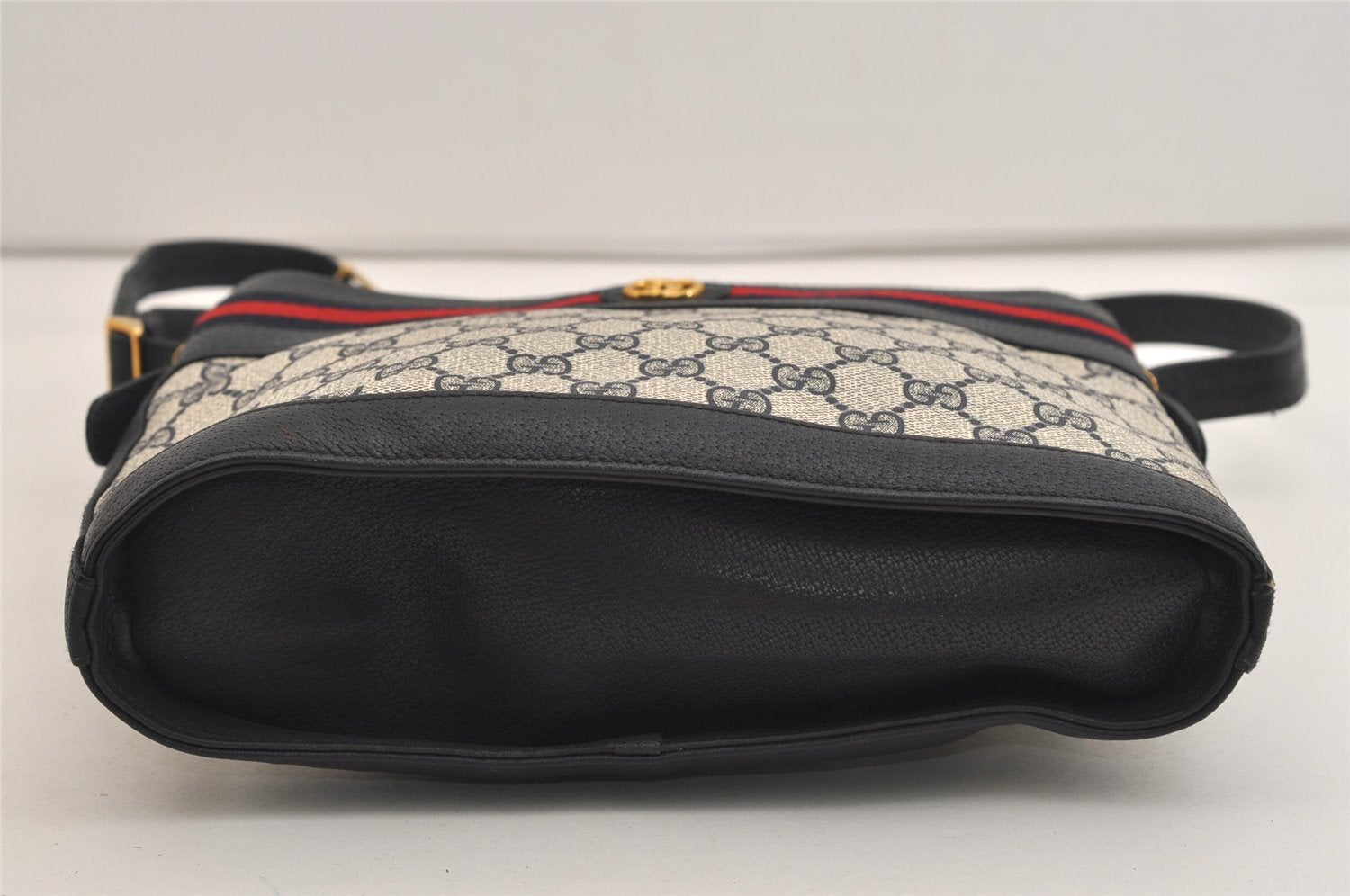 Authentic GUCCI Sherry Line Shoulder Cross Bag Purse GG PVC Leather Navy 6795J