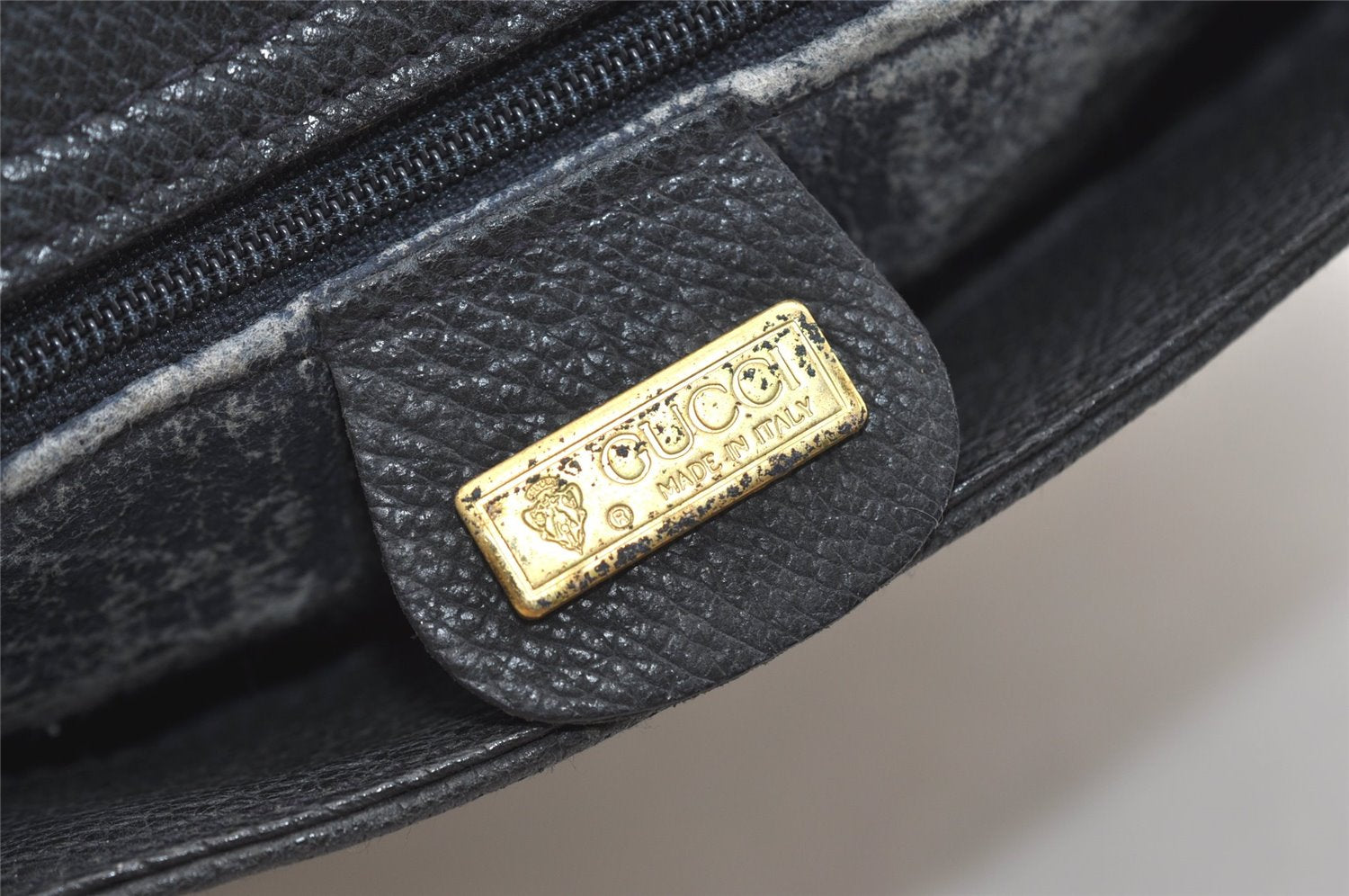 Authentic GUCCI Sherry Line Shoulder Cross Bag Purse GG PVC Leather Navy 6795J