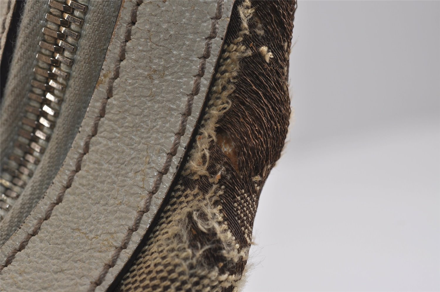 Authentic GUCCI Charmy Shoulder Bag GG Canvas Leather 153010 Brown 6796J