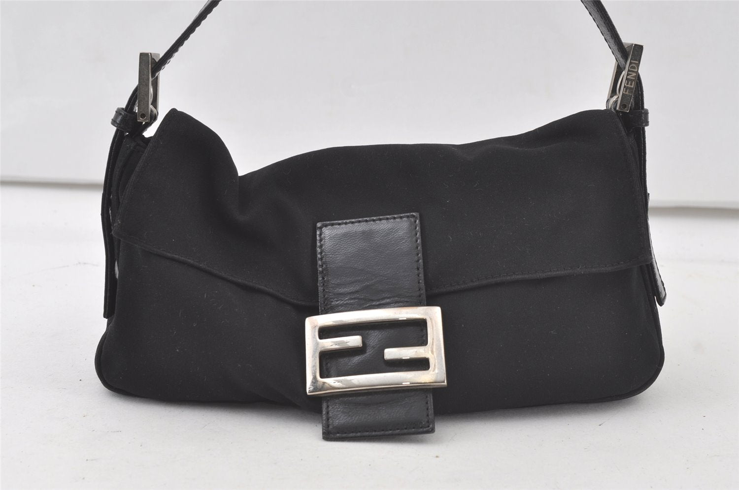 Authentic FENDI Mamma Baguette Shoulder Hand Bag Jersey Leather Black Junk 6796K