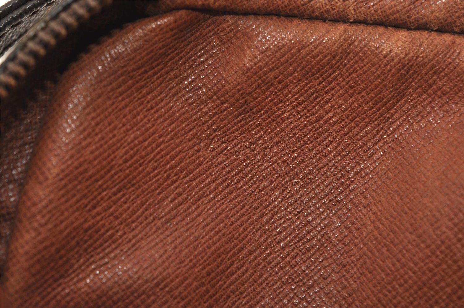 Authentic Louis Vuitton Monogram Danube Shoulder Crossbody Bag M45266 Junk 6801J