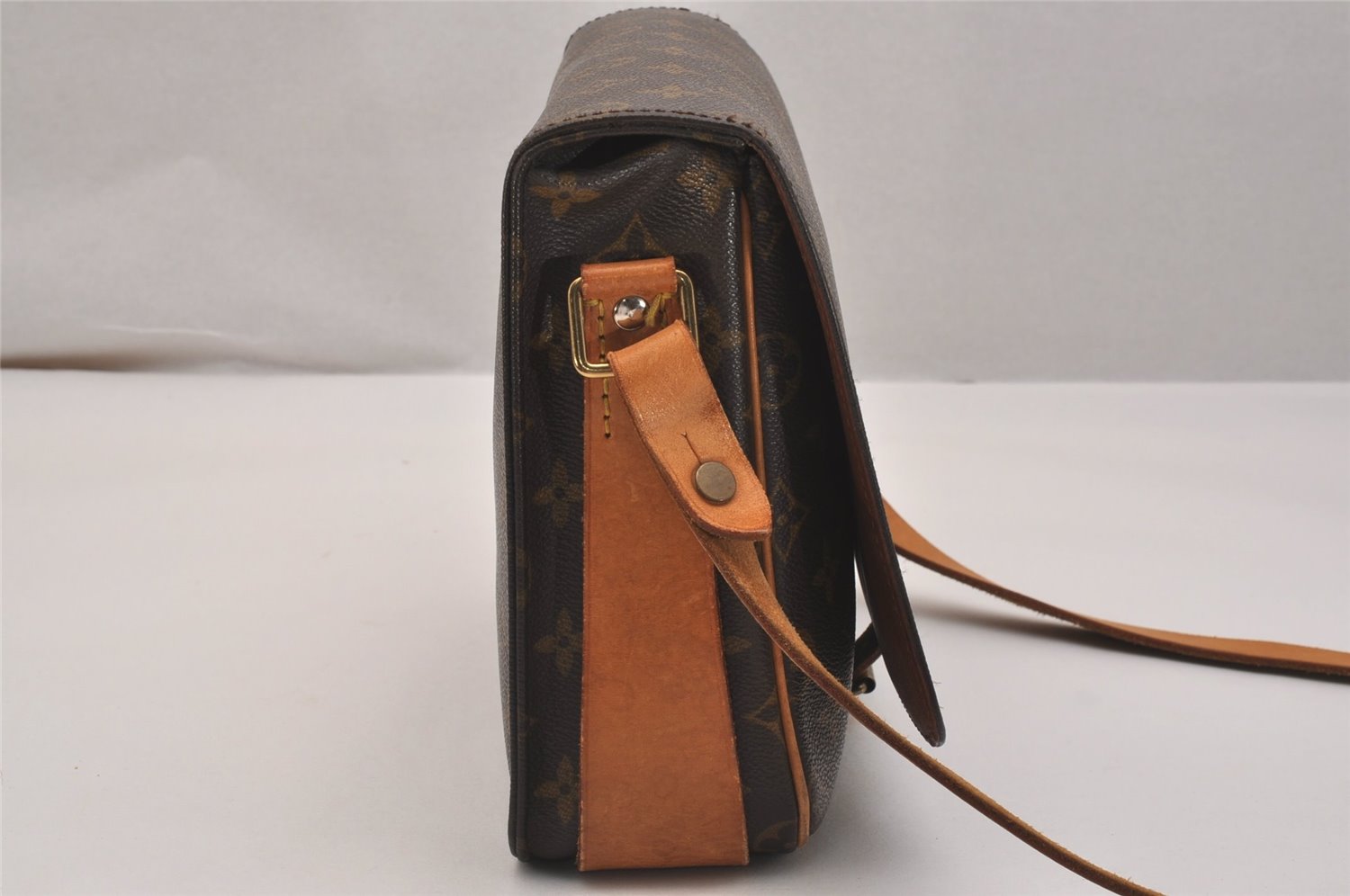 Authentic Louis Vuitton Monogram Cartouchiere GM M51252 Shoulder Cross Bag 6804J