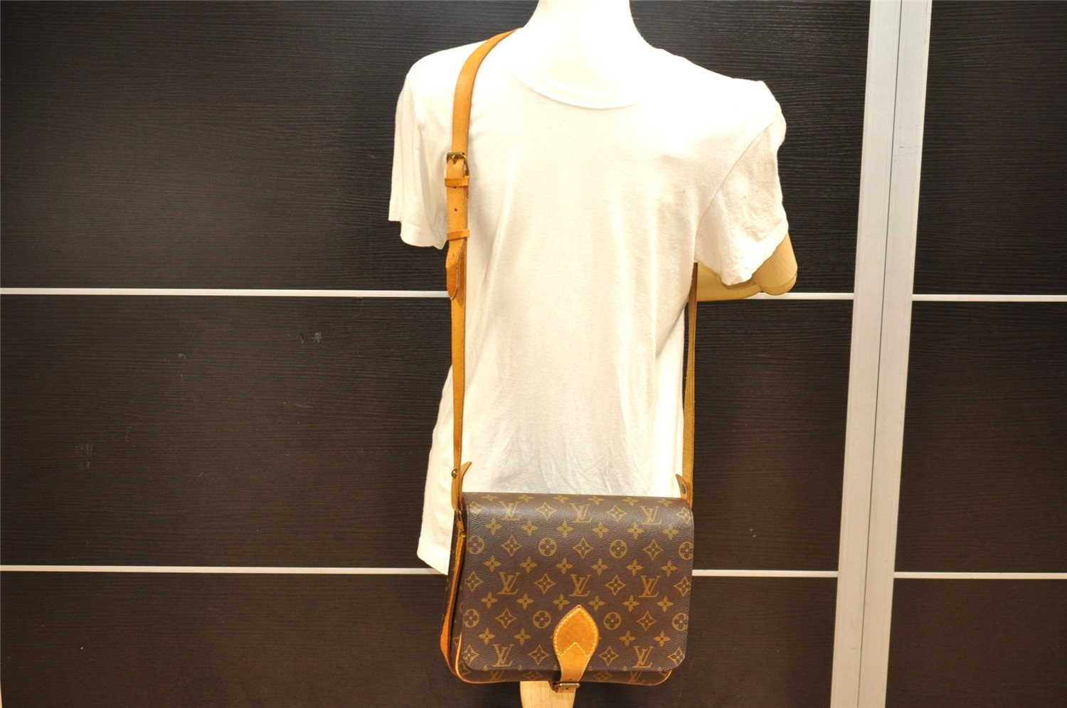 Authentic Louis Vuitton Monogram Cartouchiere GM M51252 Shoulder Cross Bag 6804J