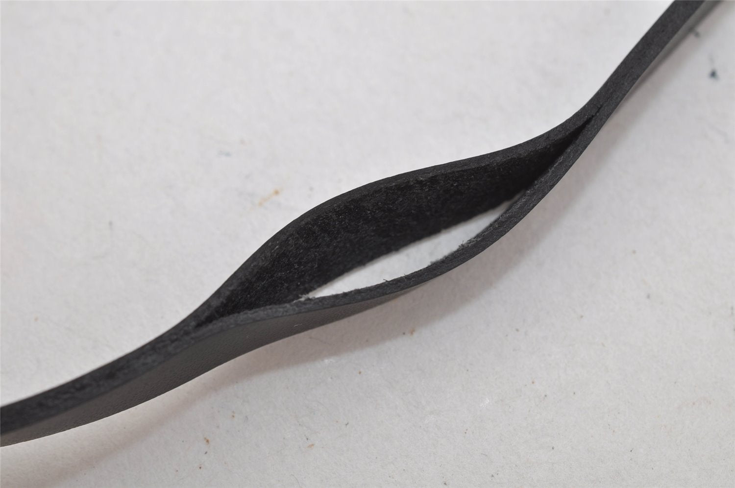 Authentic Louis Vuitton Epi Pochette Accessoires Pouch Black M52952 LV 6809J