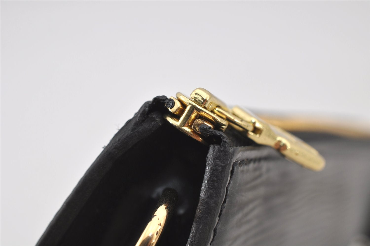 Authentic Louis Vuitton Epi Pochette Accessoires Pouch Black M52952 LV 6809J