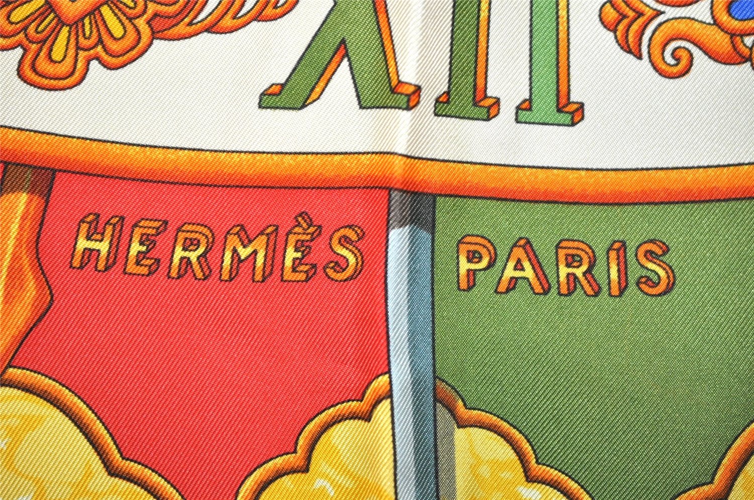 Authentic HERMES Carre 90 Scarf 