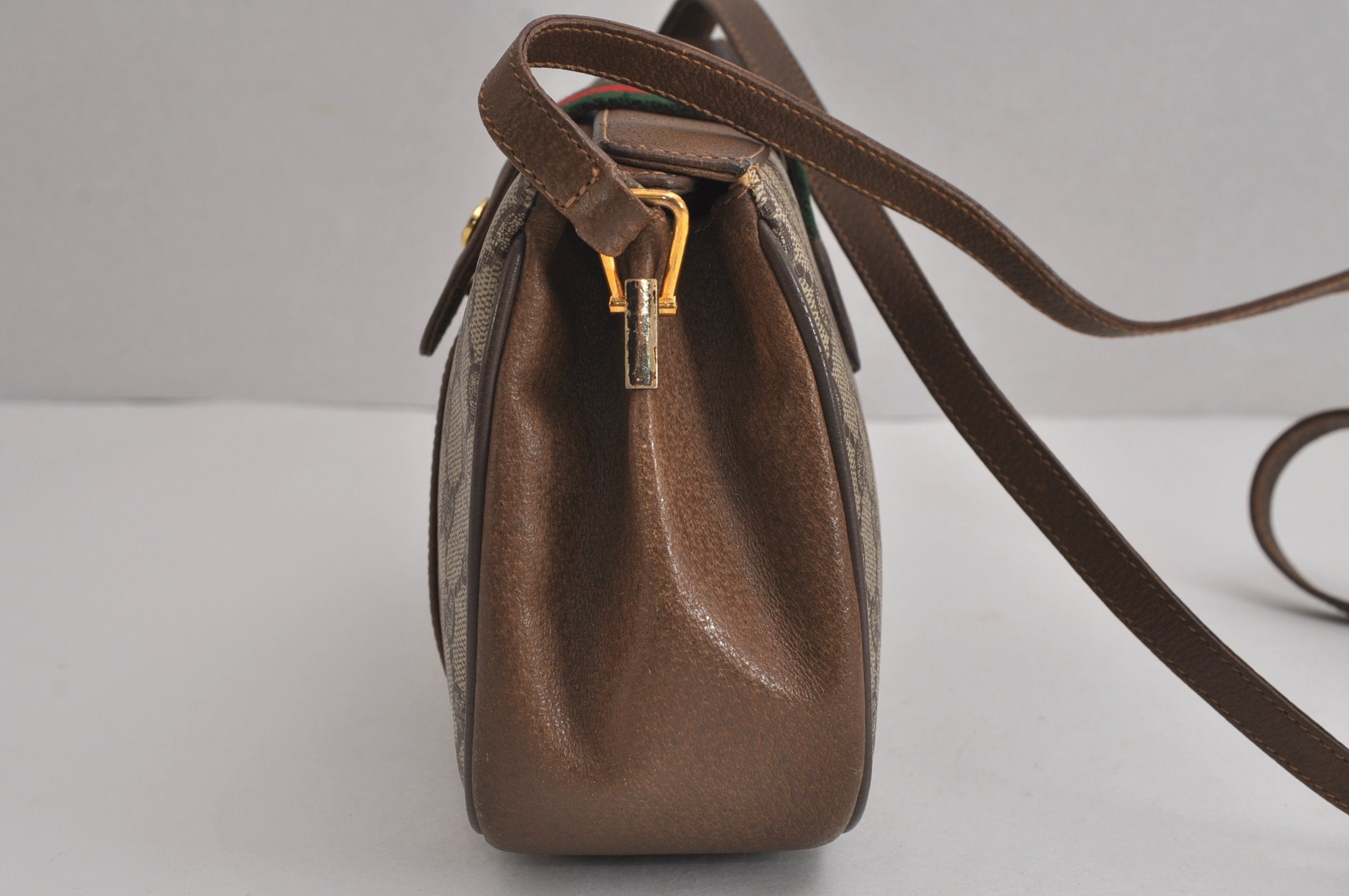 Authentic GUCCI Web Sherry Line Shoulder Cross Bag GG PVC Leather Brown 6813J