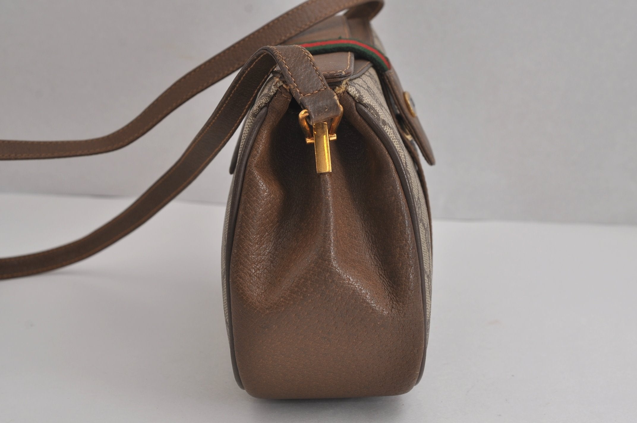 Authentic GUCCI Web Sherry Line Shoulder Cross Bag GG PVC Leather Brown 6813J