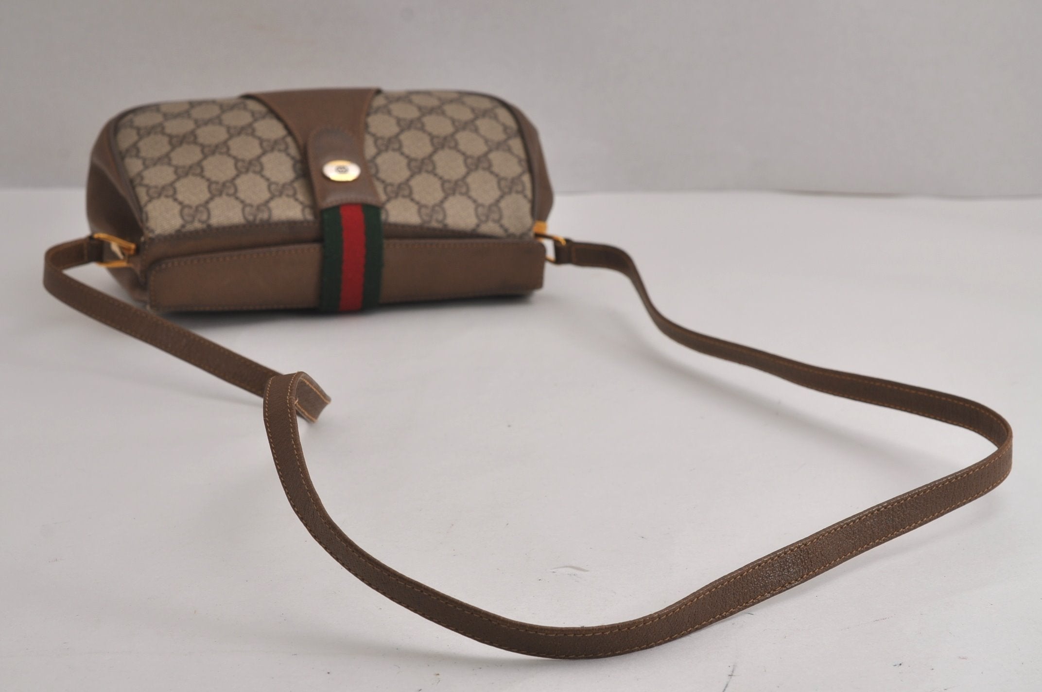 Authentic GUCCI Web Sherry Line Shoulder Cross Bag GG PVC Leather Brown 6813J