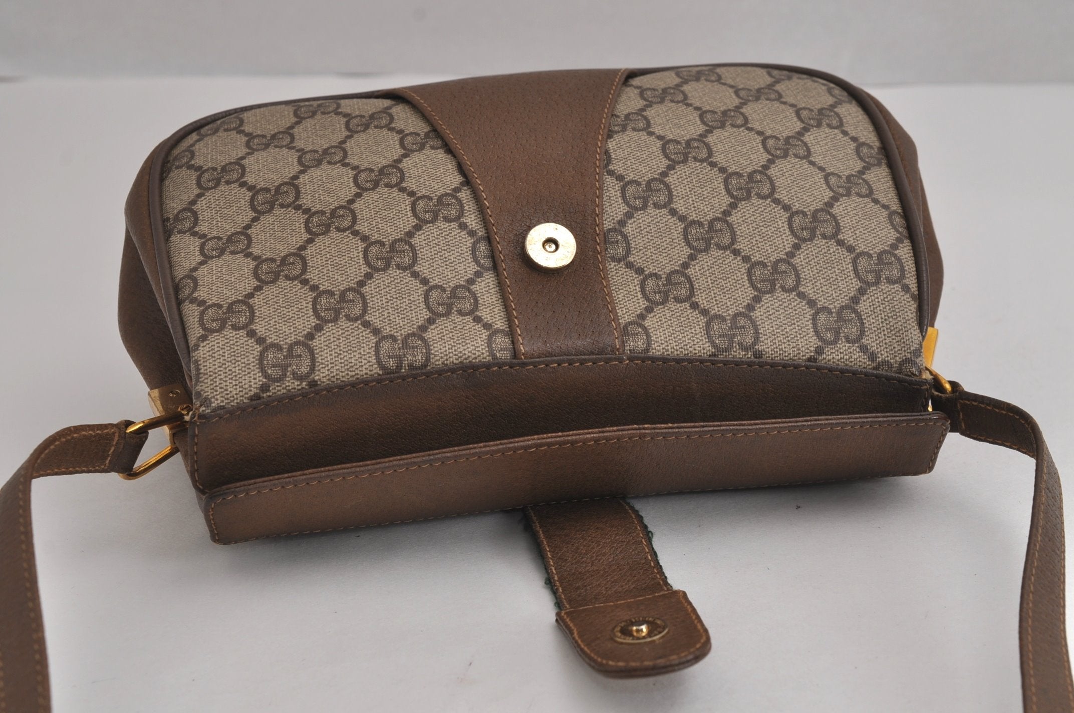 Authentic GUCCI Web Sherry Line Shoulder Cross Bag GG PVC Leather Brown 6813J